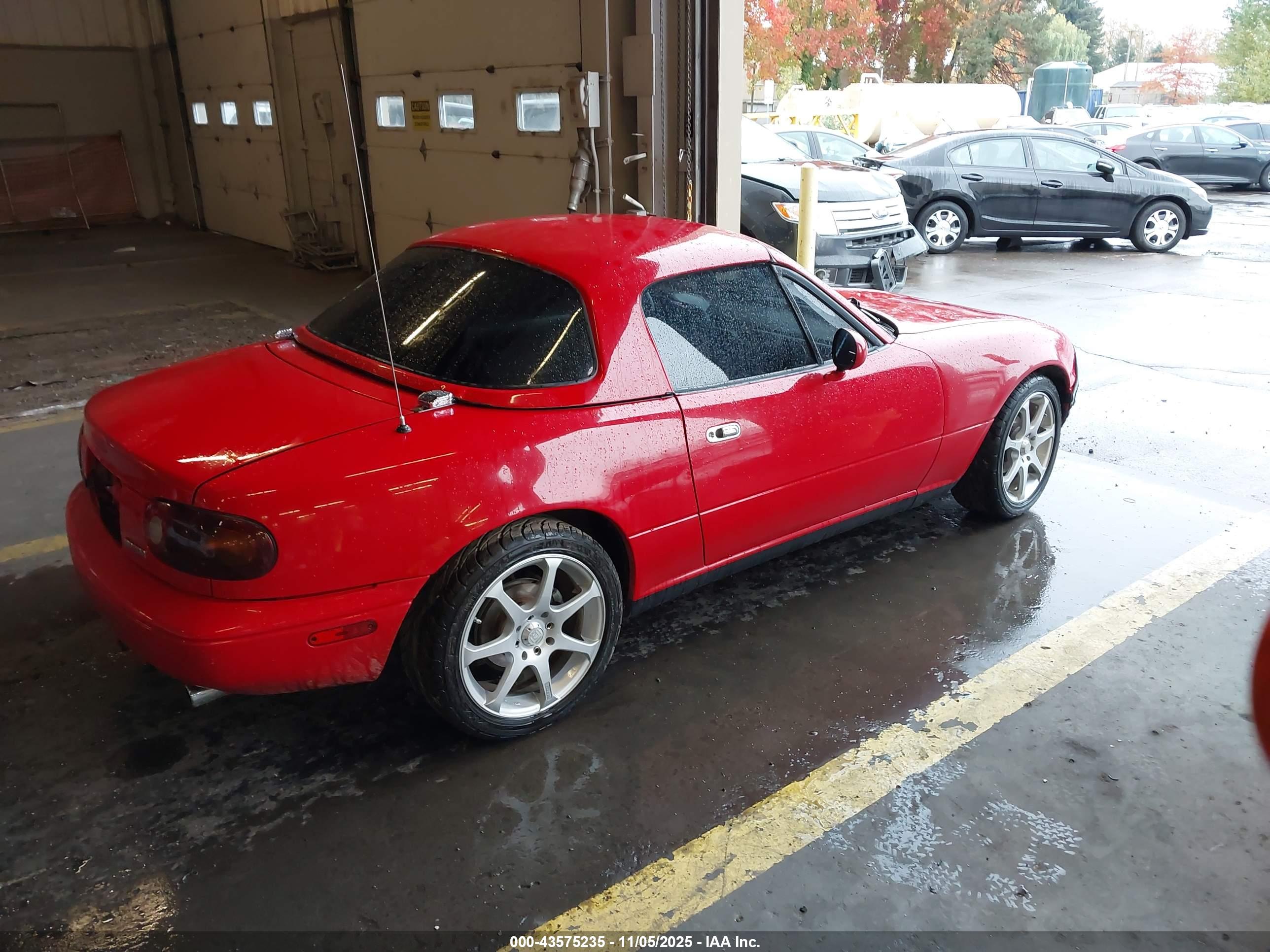 MAZDA MX-5 image 4