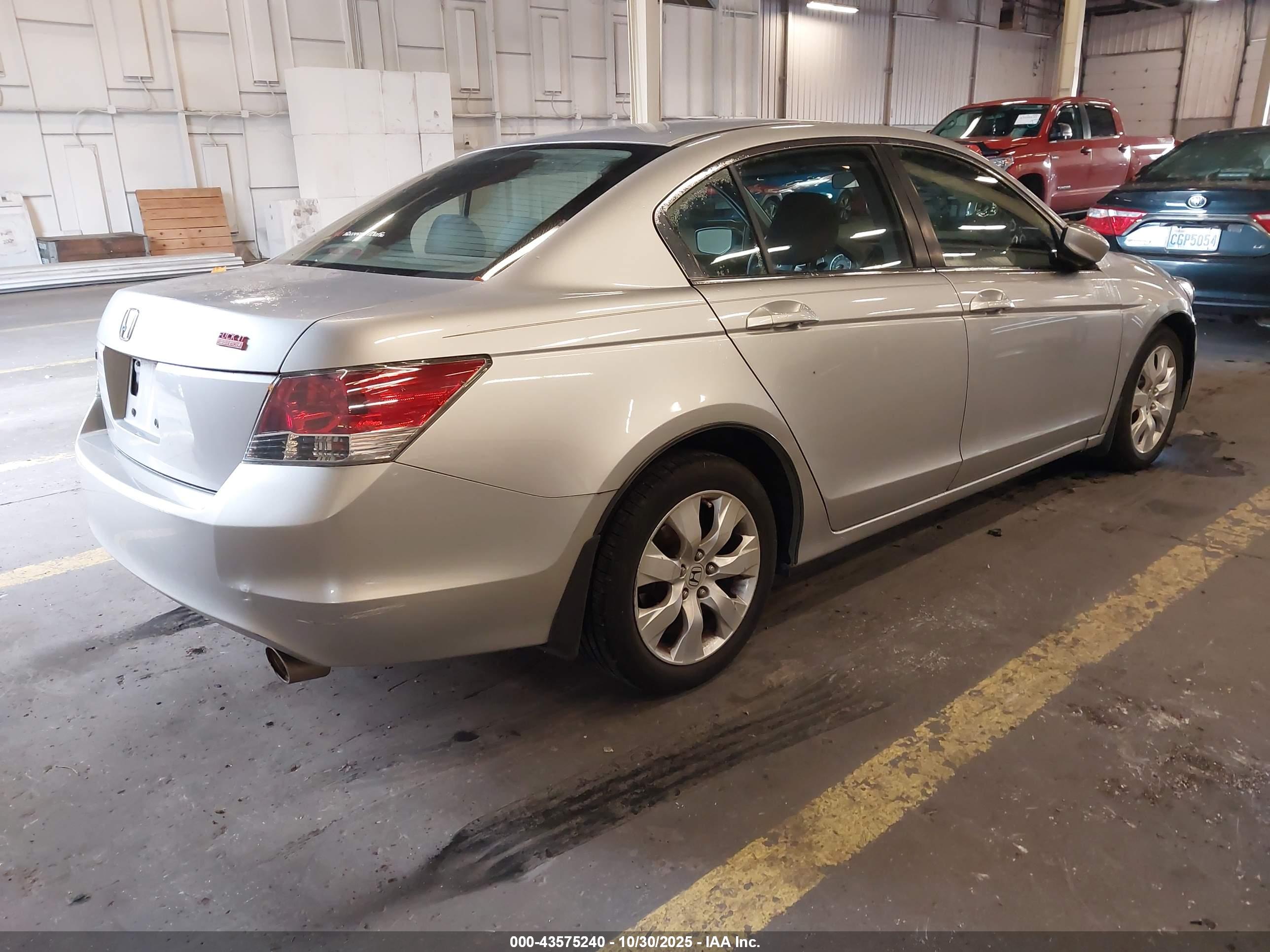 HONDA ACCORD image 4