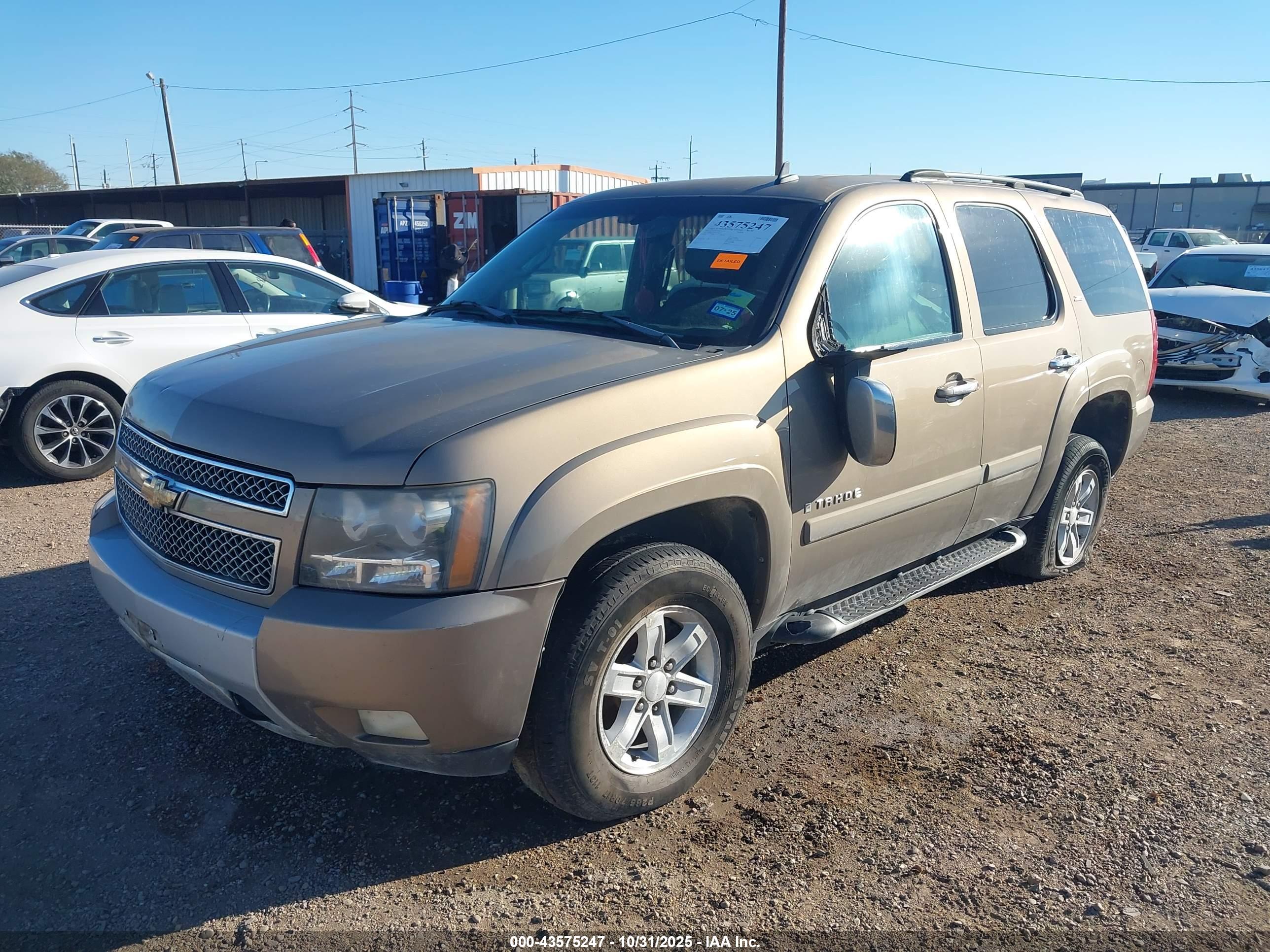CHEVROLET TAHOE image 2