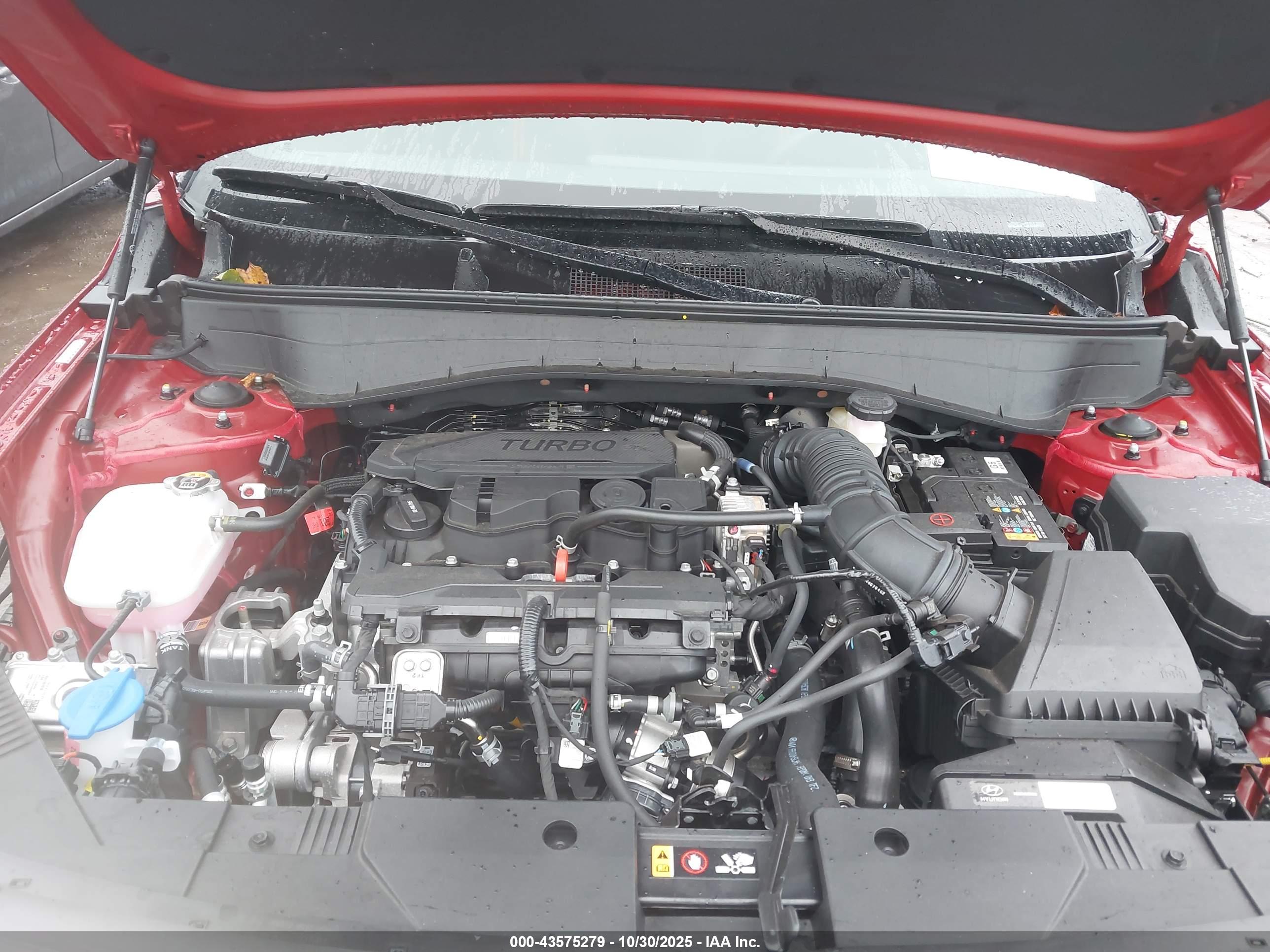 HYUNDAI KONA image 10