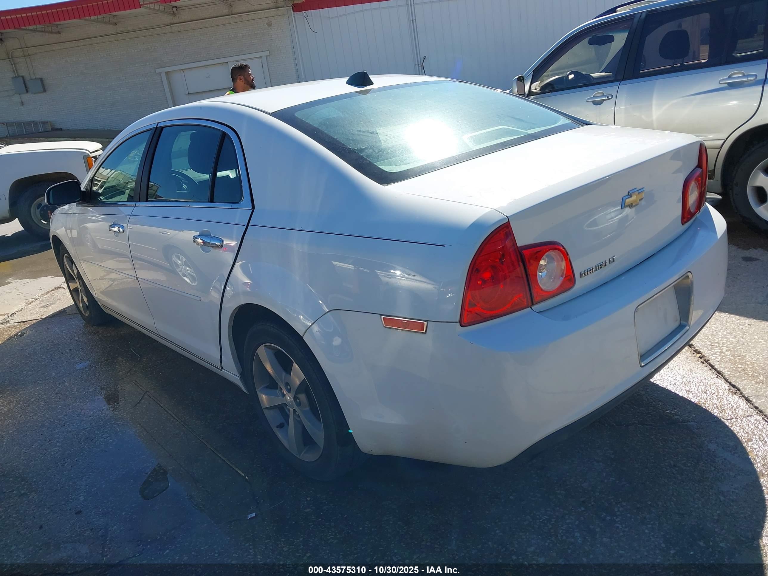CHEVROLET MALIBU image 3