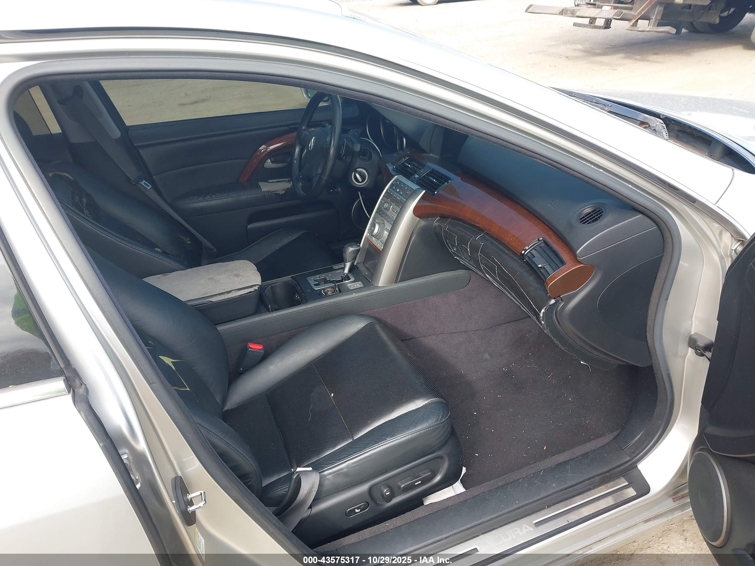 ACURA RL image 5