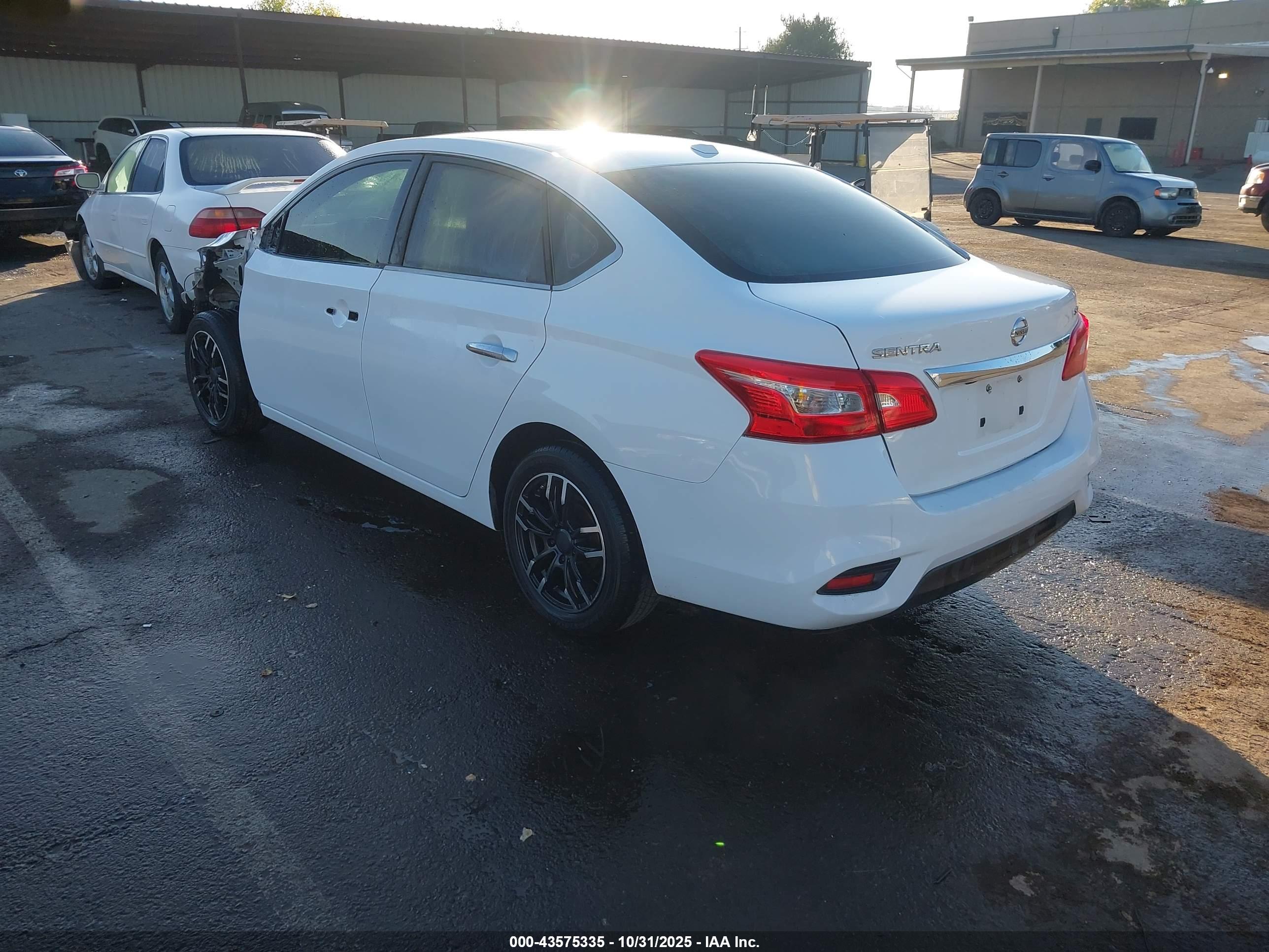 NISSAN SENTRA image 3