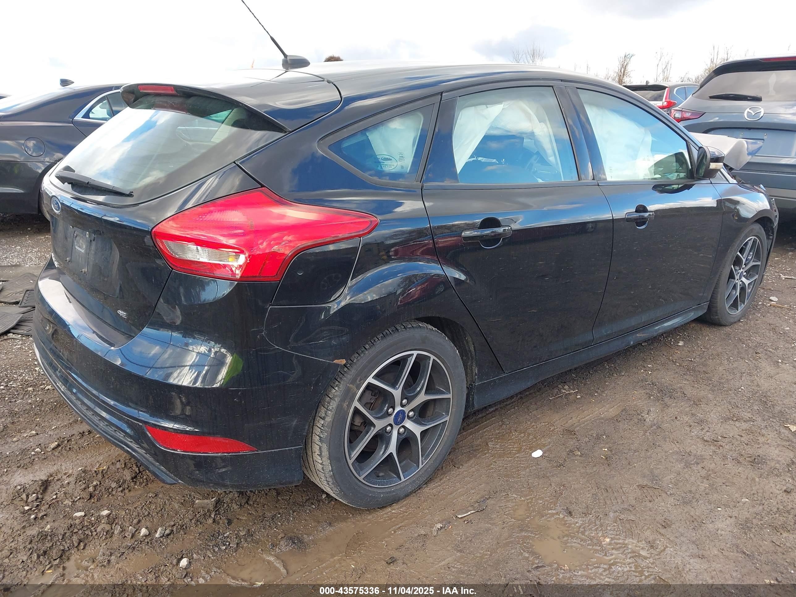 FORD FOCUS image 4