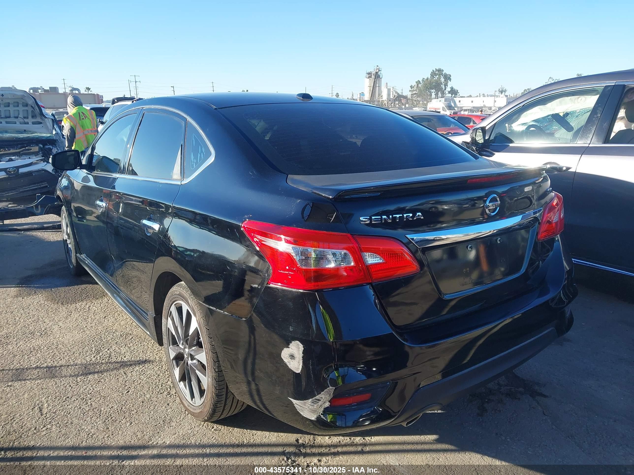 NISSAN SENTRA image 3