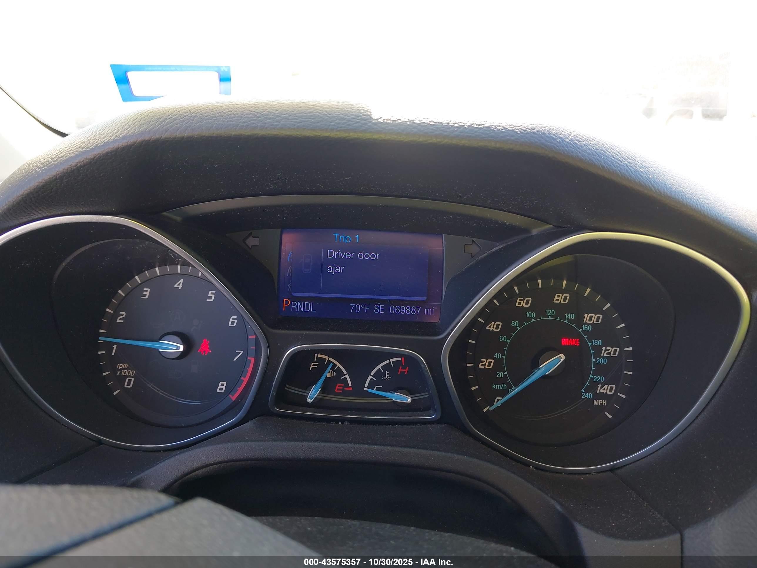 FORD FOCUS image 7