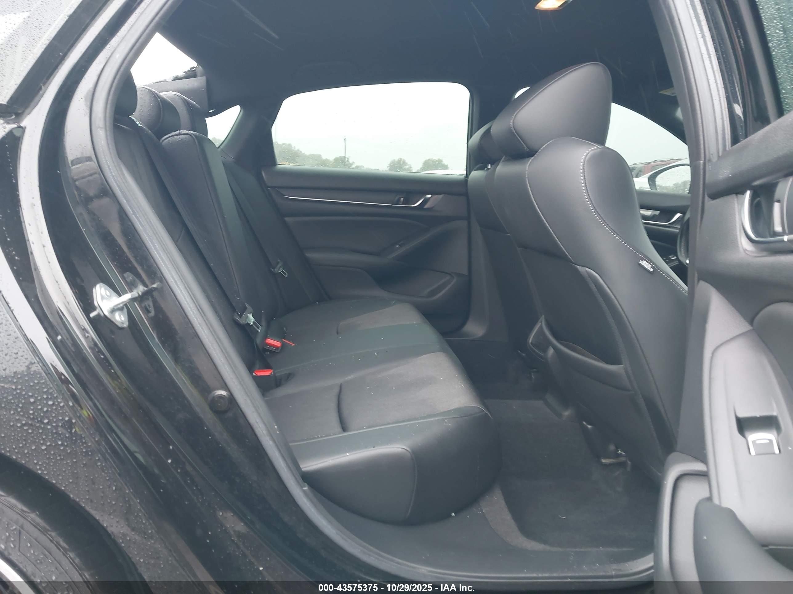 HONDA ACCORD image 8