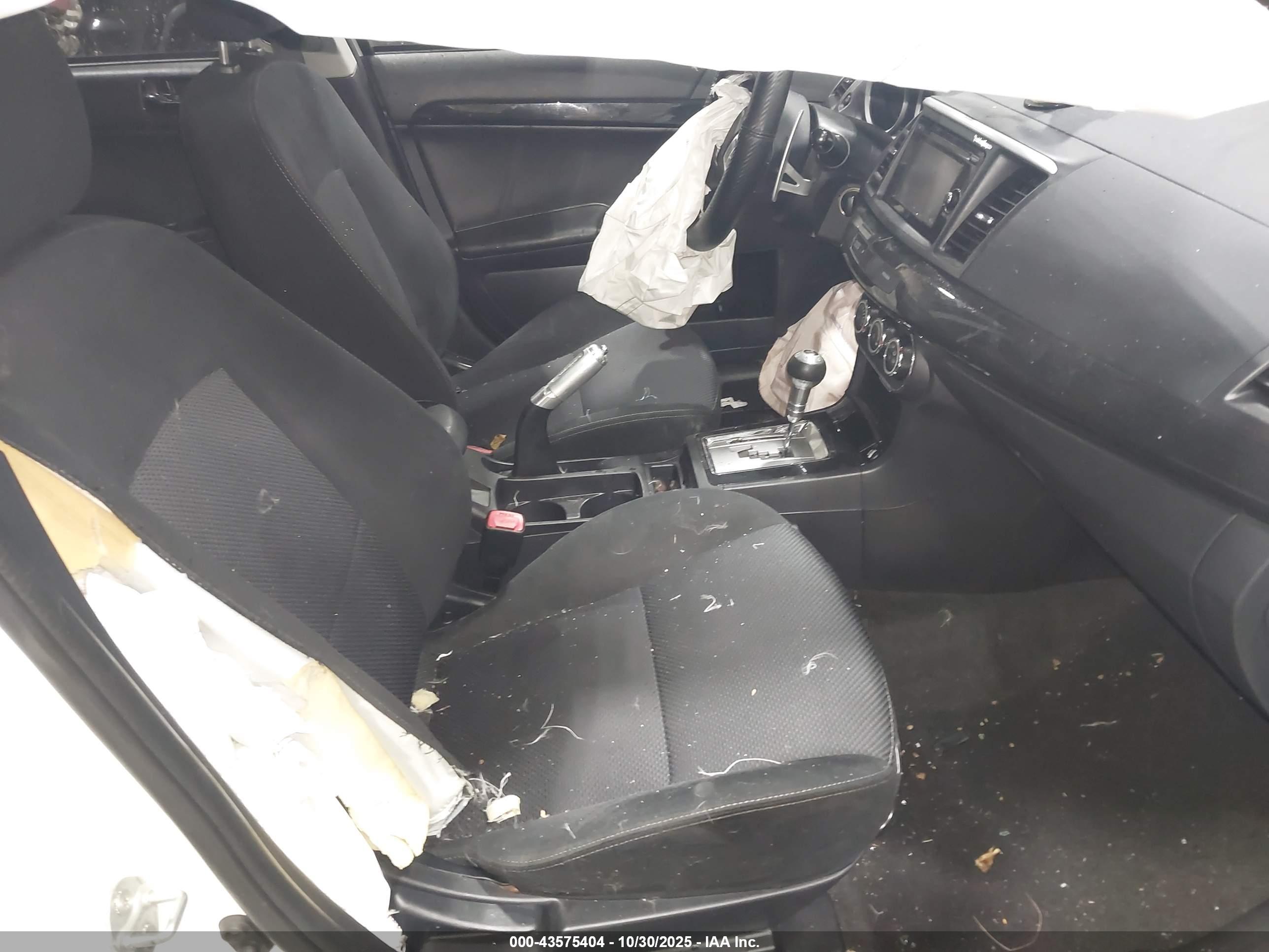 MITSUBISHI LANCER image 5