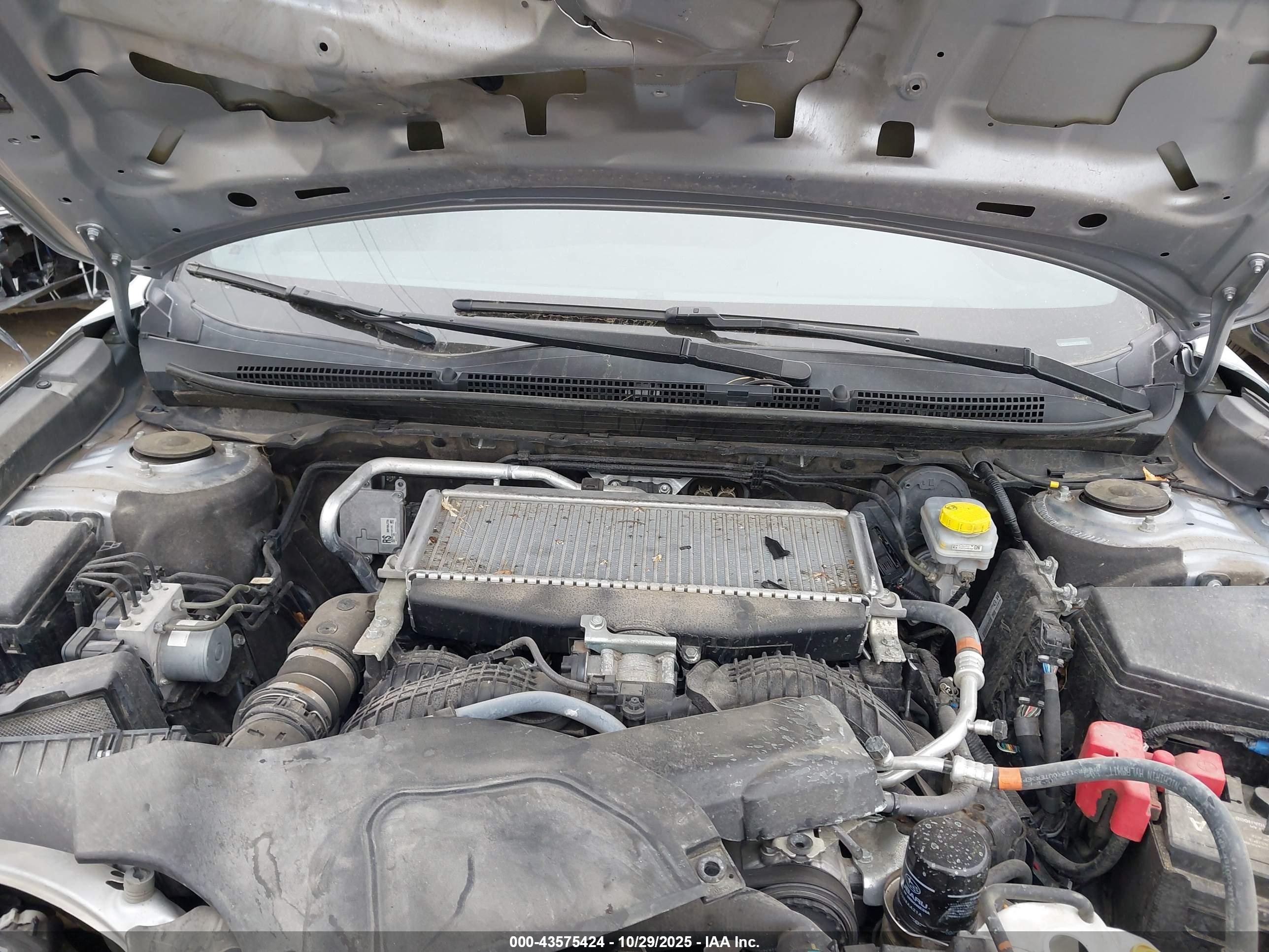 SUBARU OUTBACK image 10