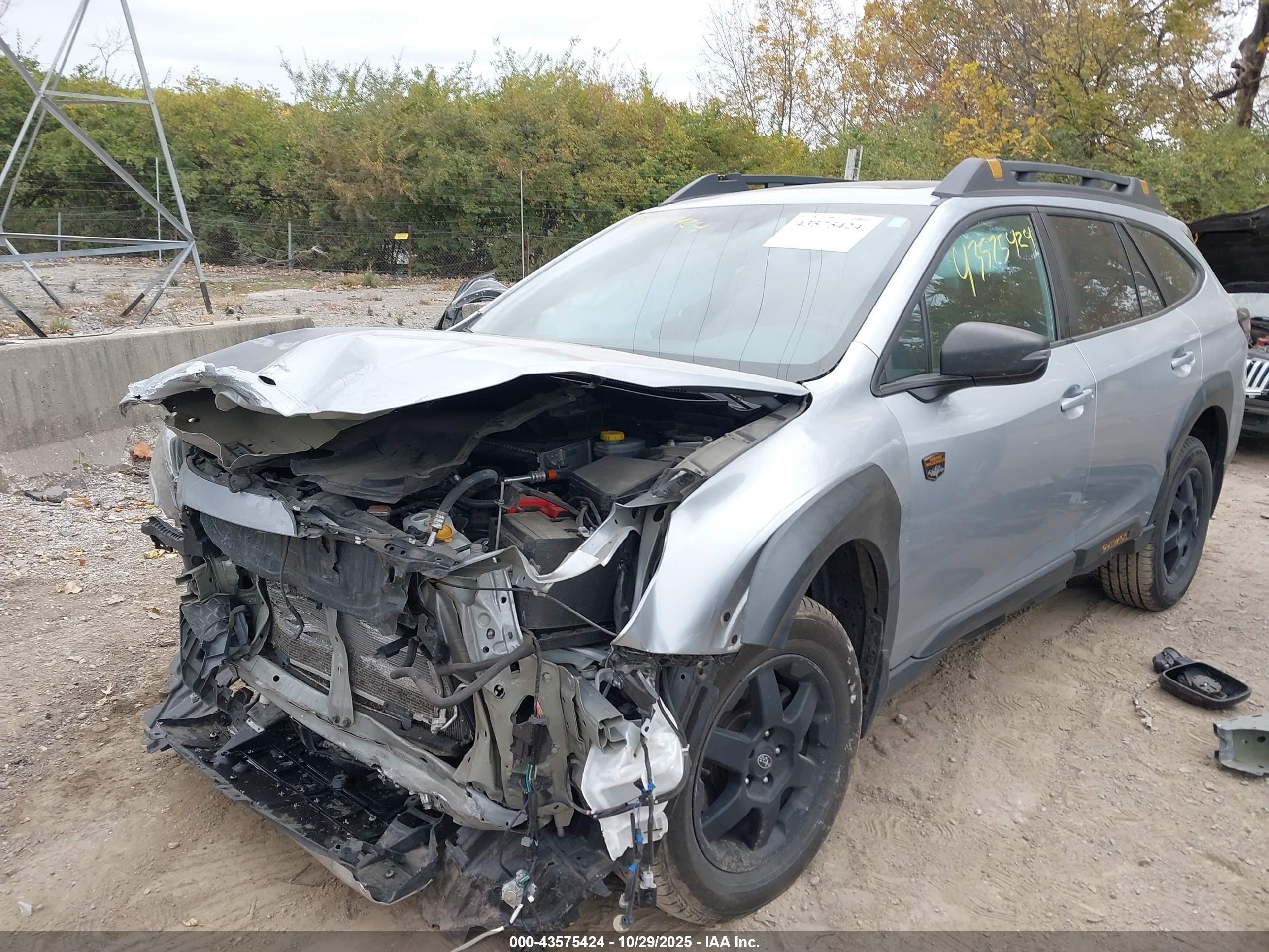 SUBARU OUTBACK image 2