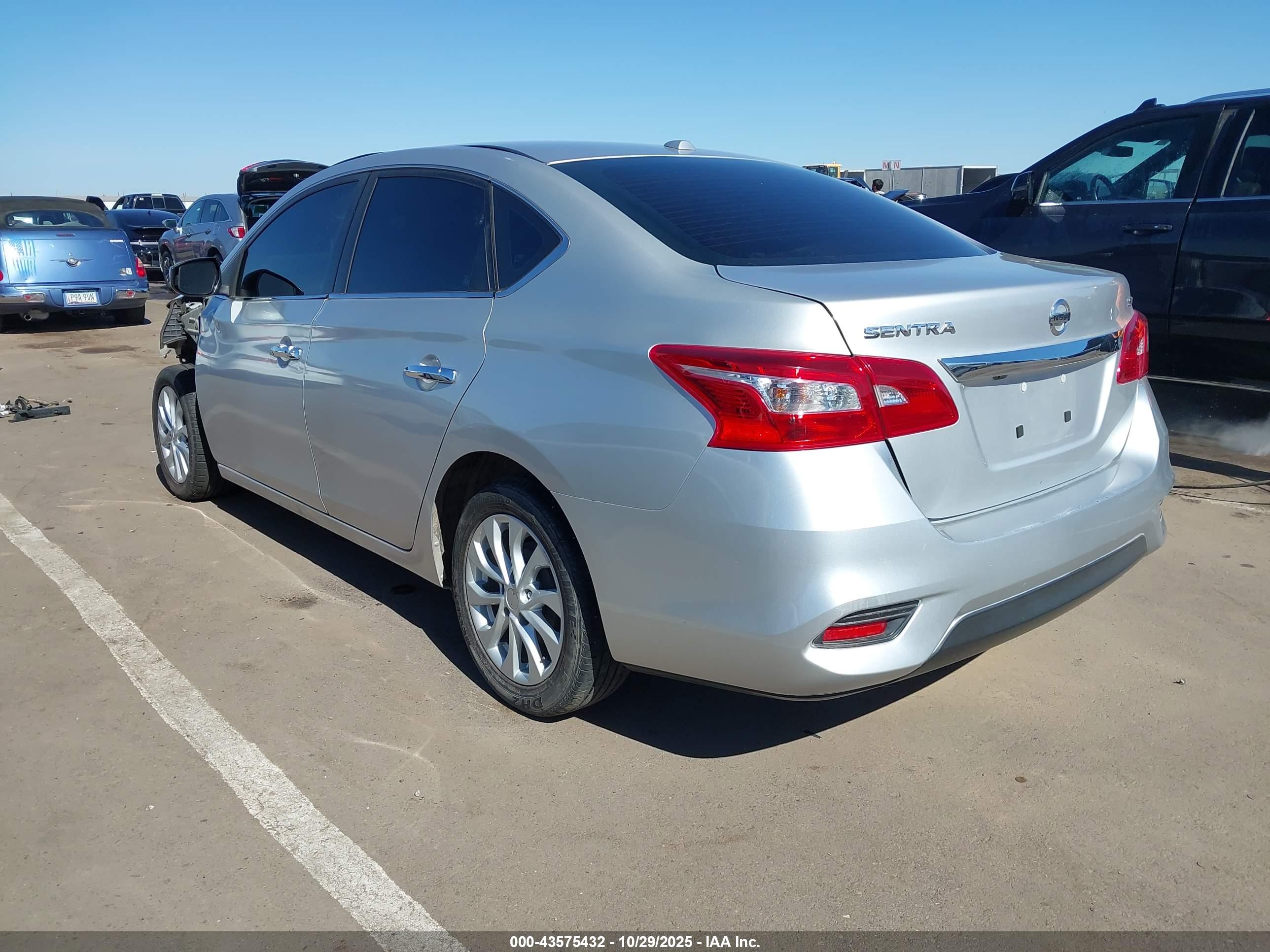 NISSAN SENTRA image 3