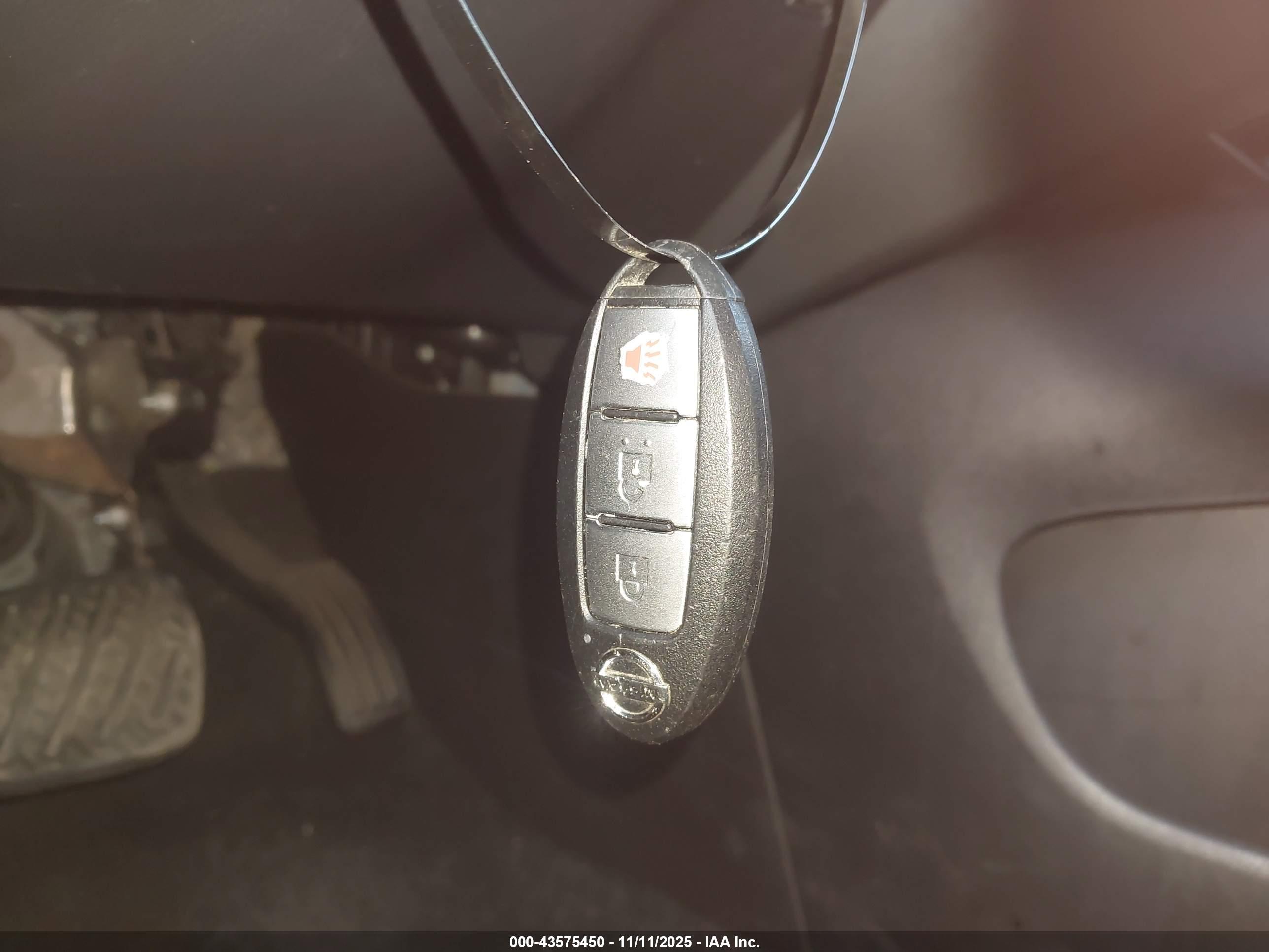 NISSAN PATHFINDER image 11