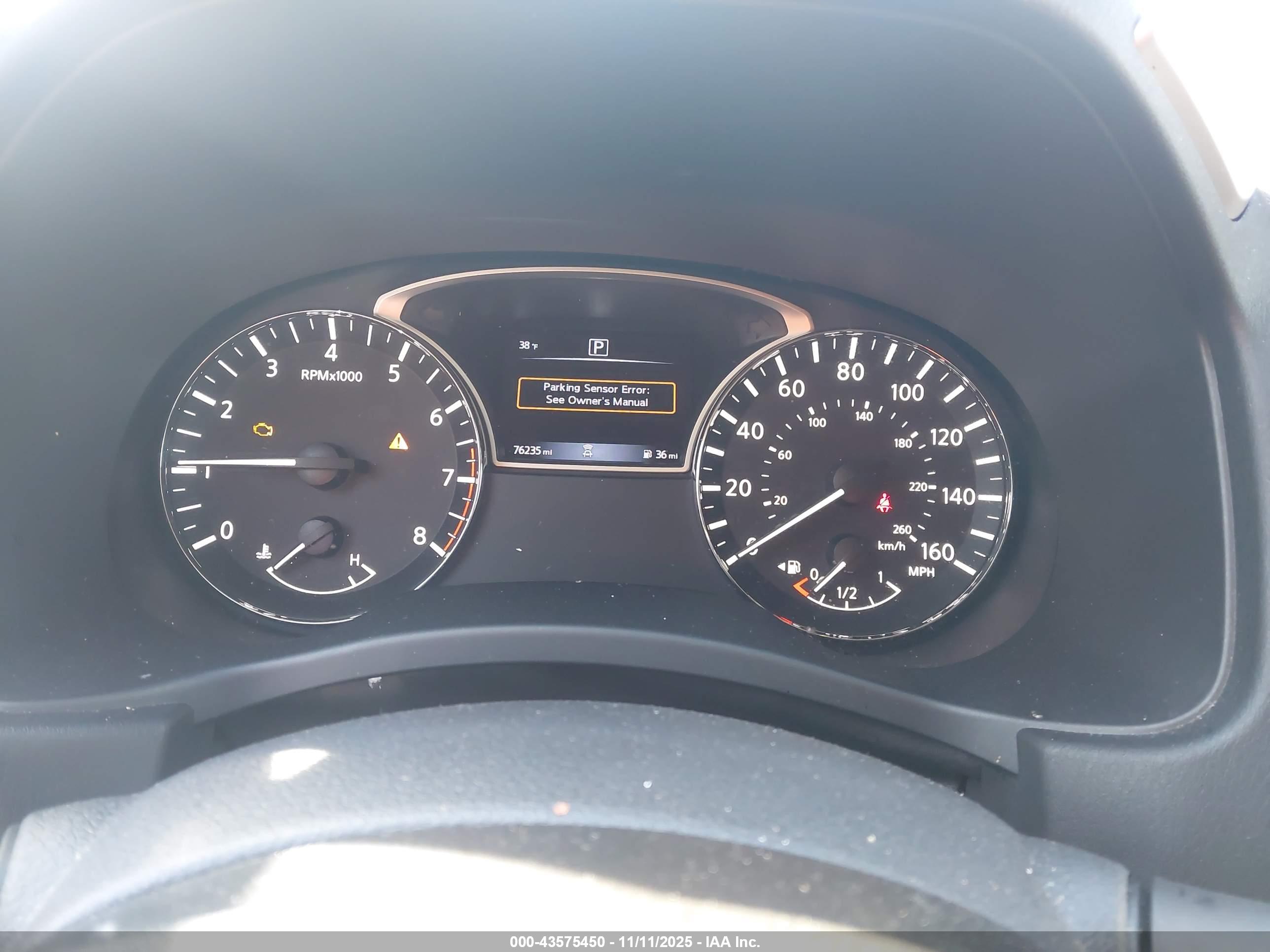 NISSAN PATHFINDER image 7