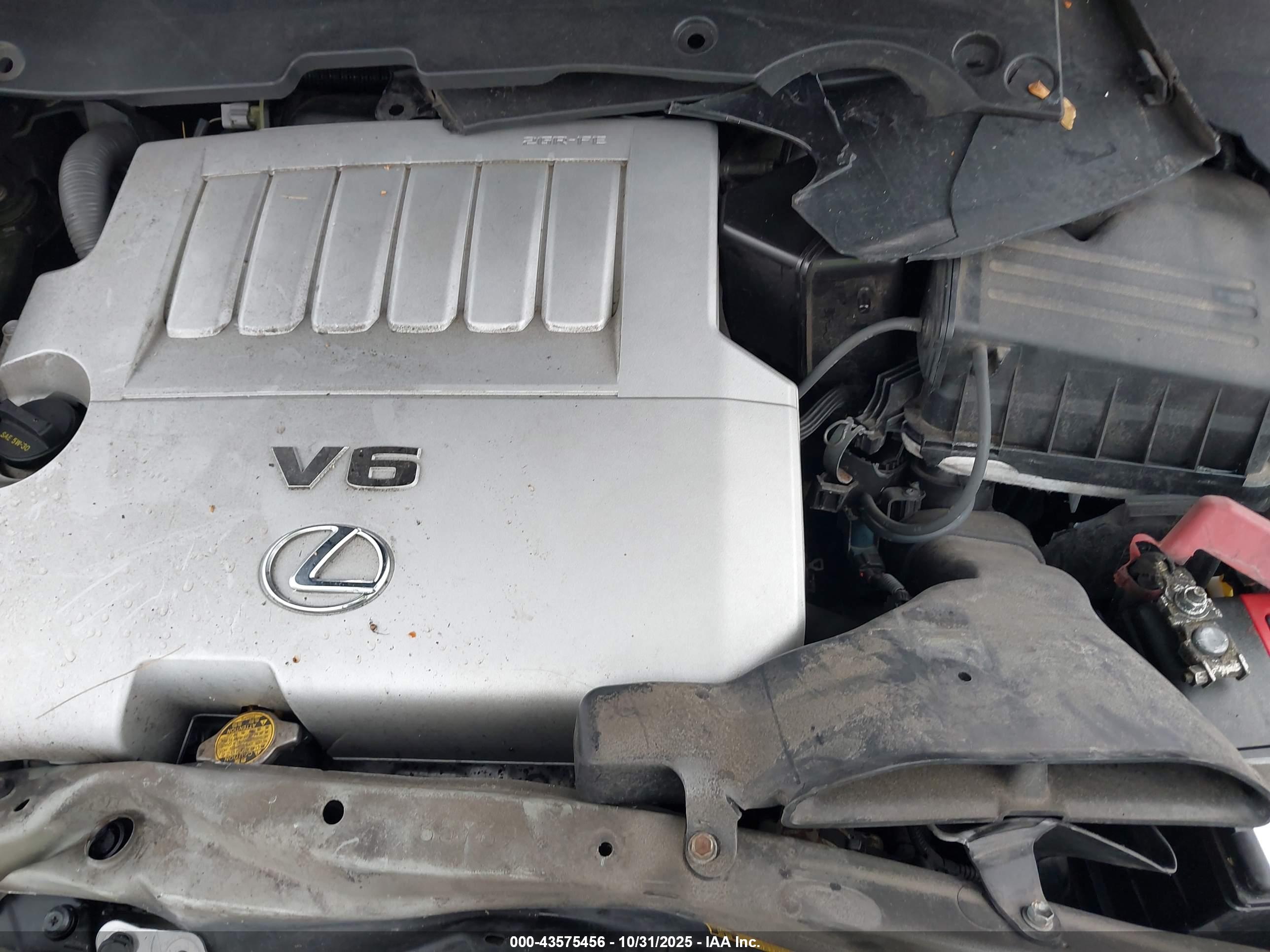 LEXUS ES image 10