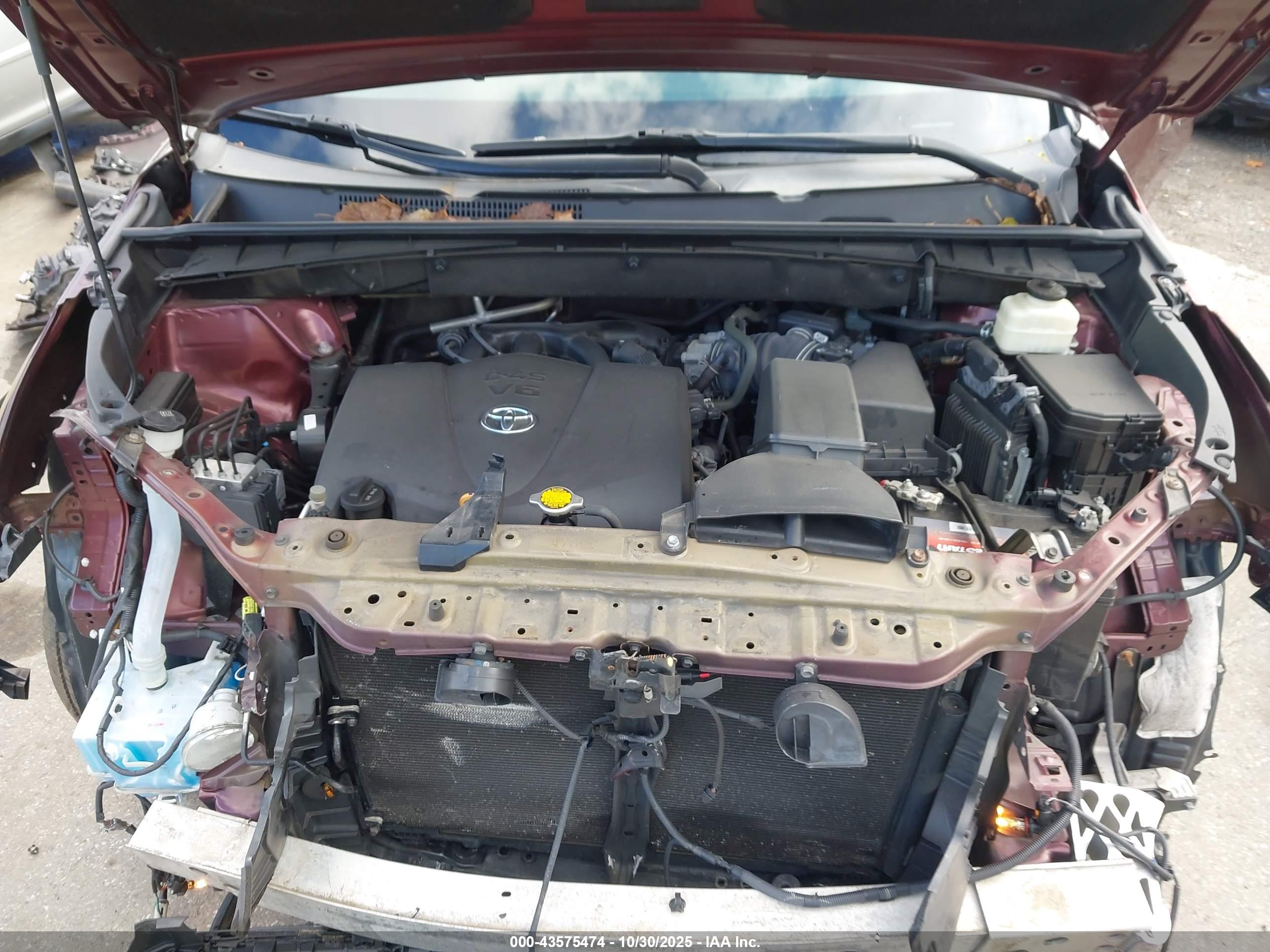 TOYOTA HIGHLANDER image 10