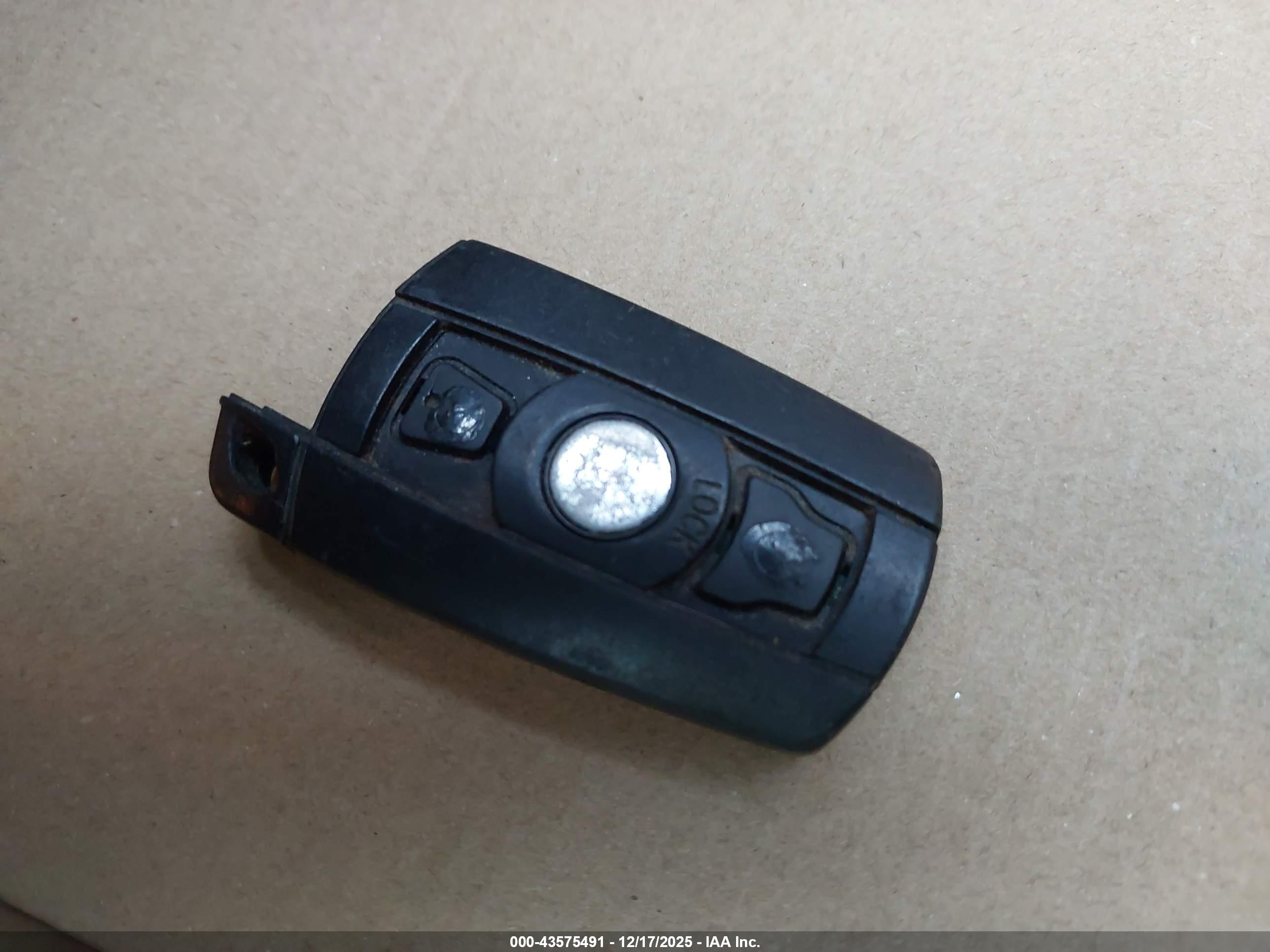 BMW 328I image 11