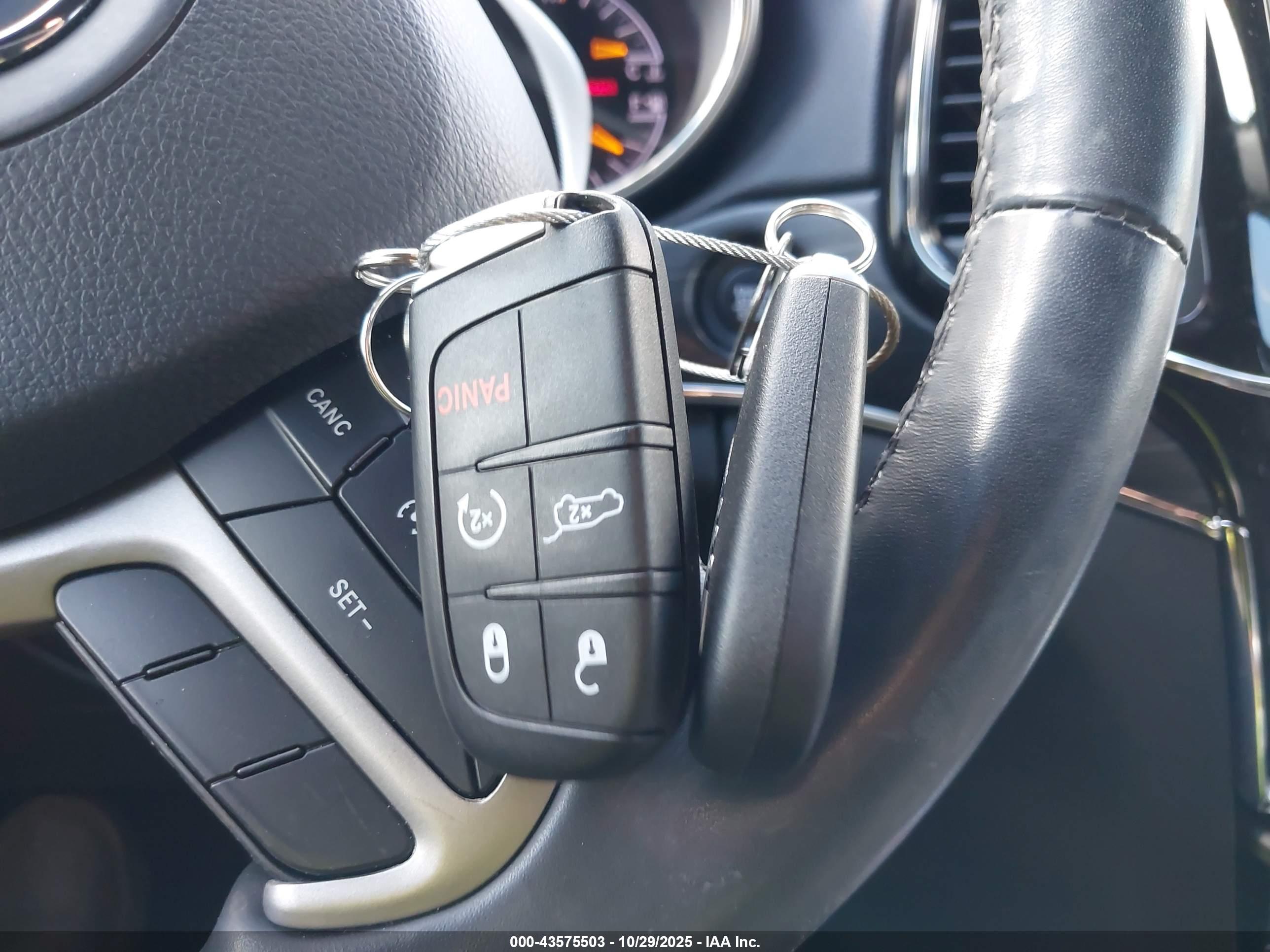 JEEP GRAND image 11