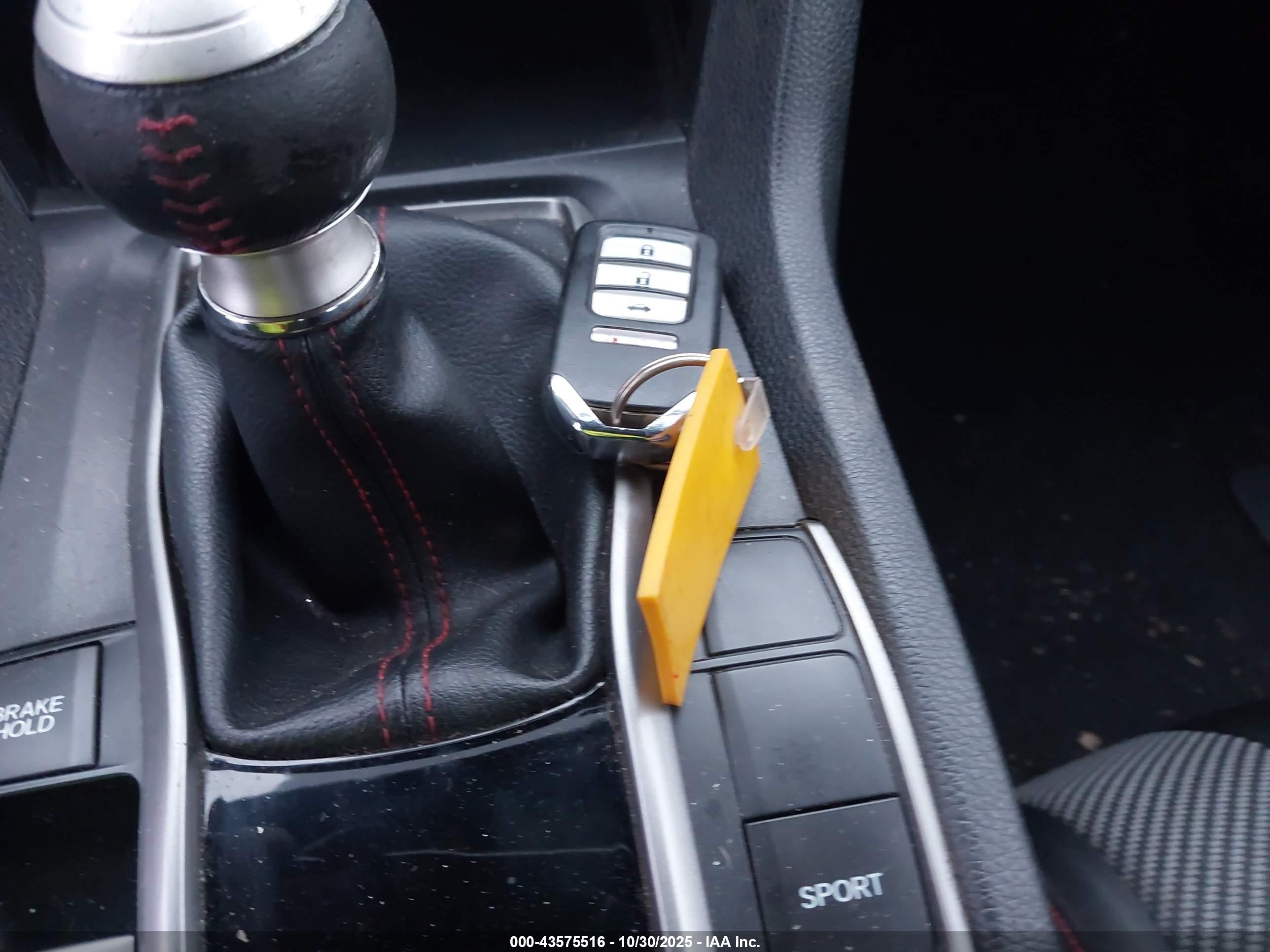 HONDA CIVIC image 11