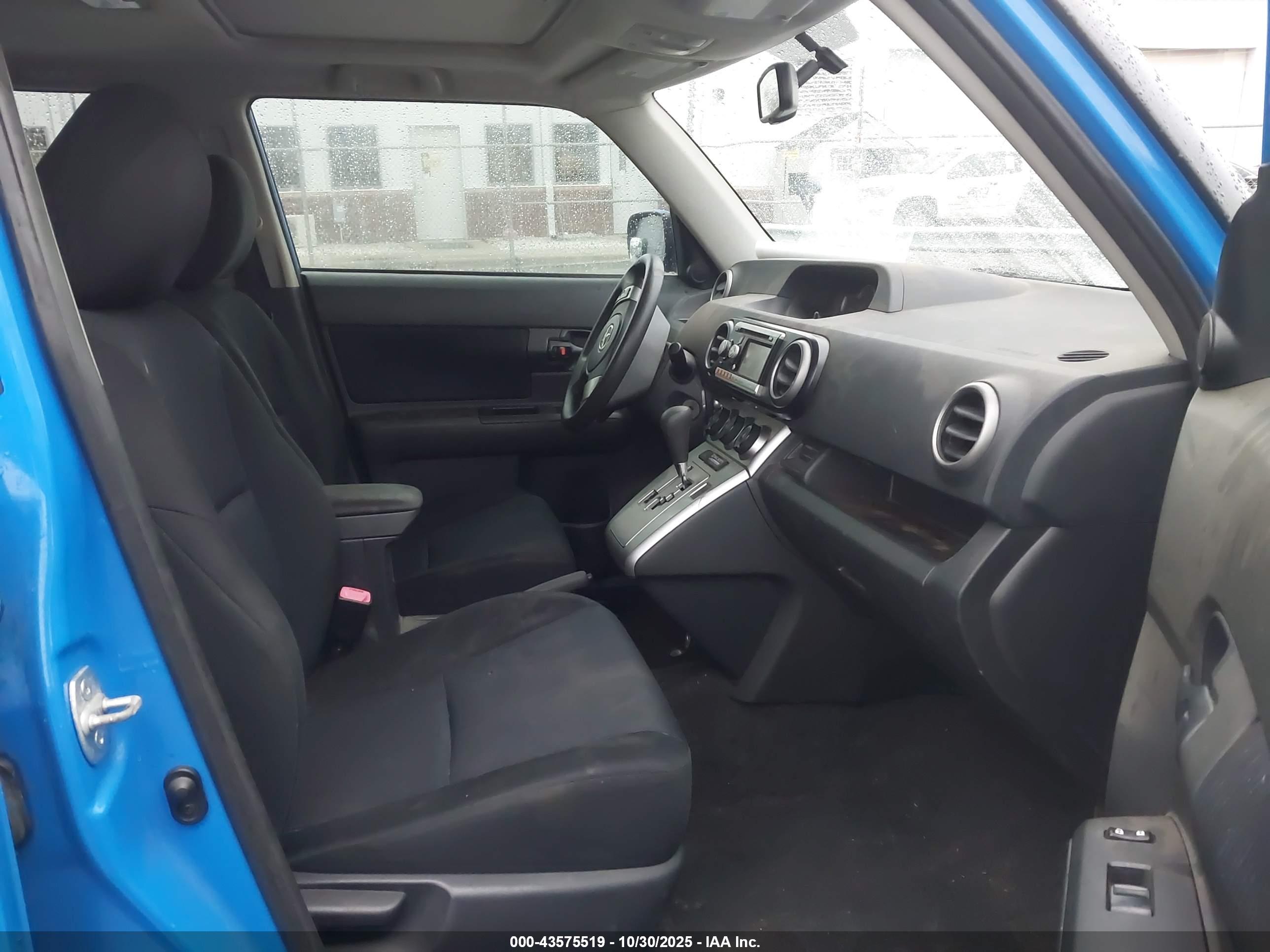 SCION XB image 5