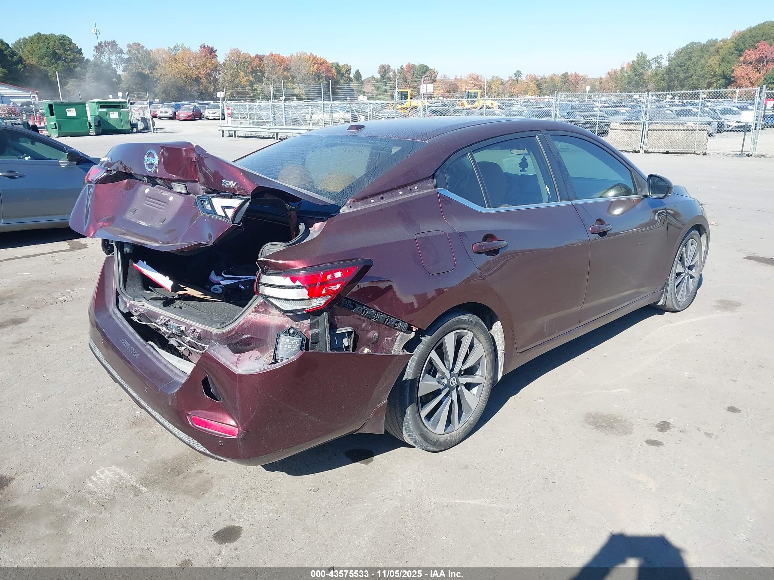 NISSAN SENTRA image 4