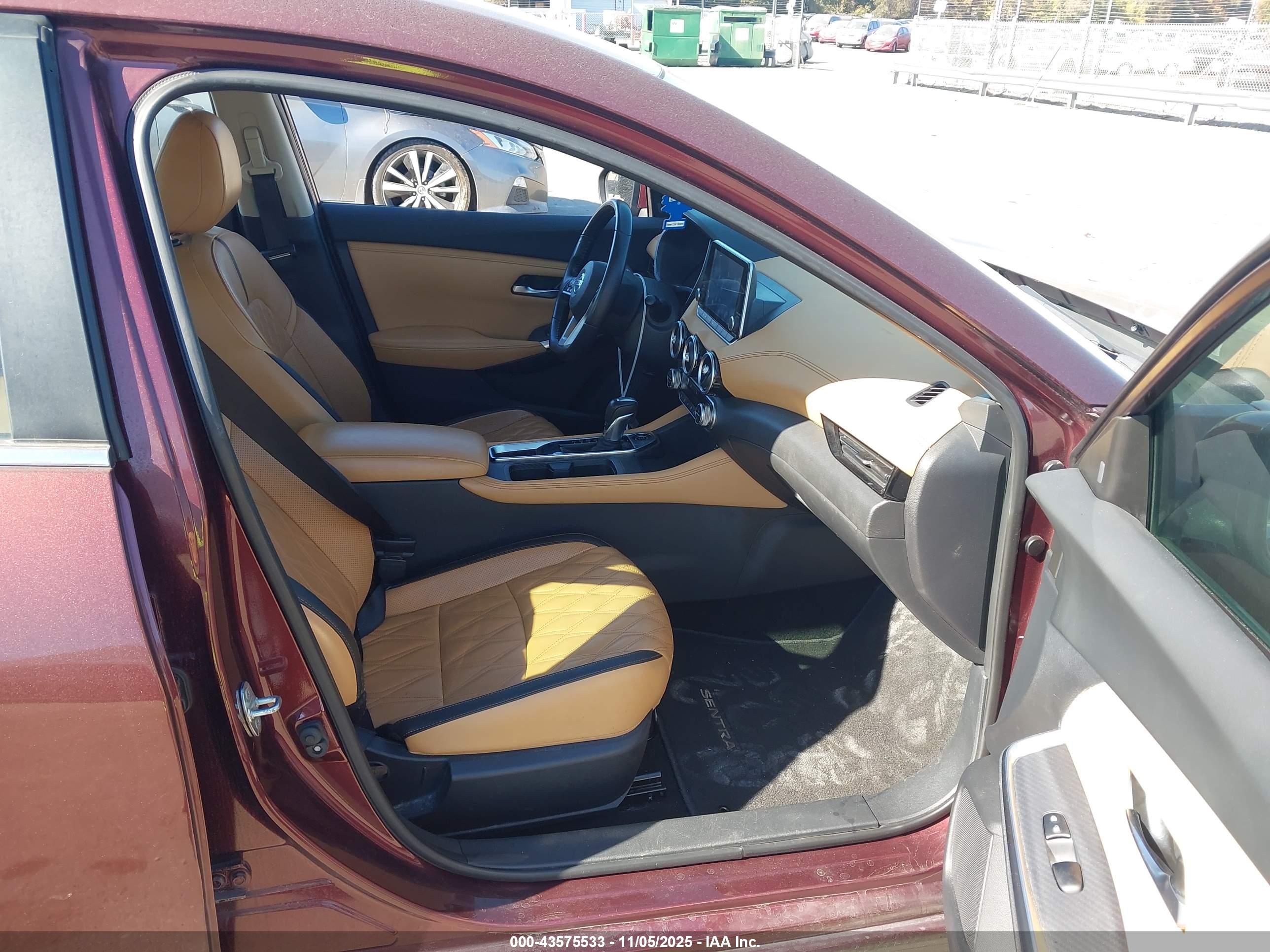 NISSAN SENTRA image 5