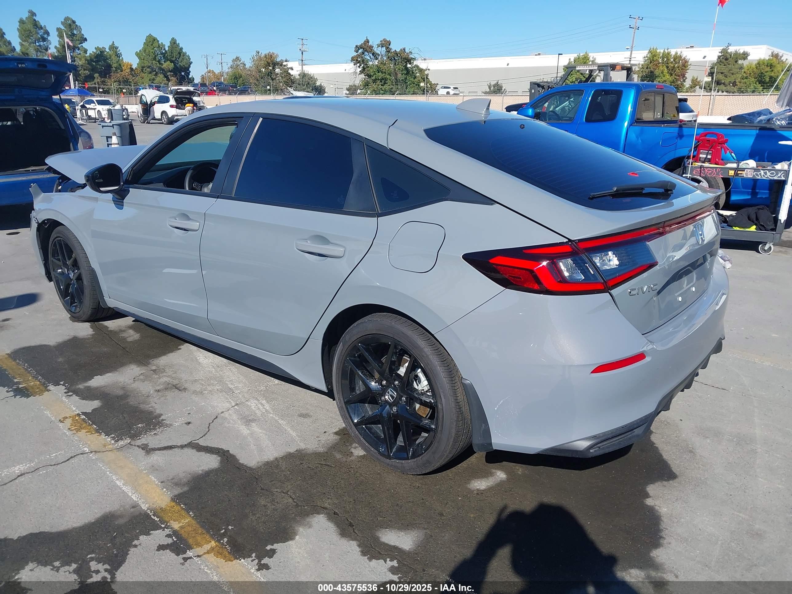 HONDA CIVIC image 3