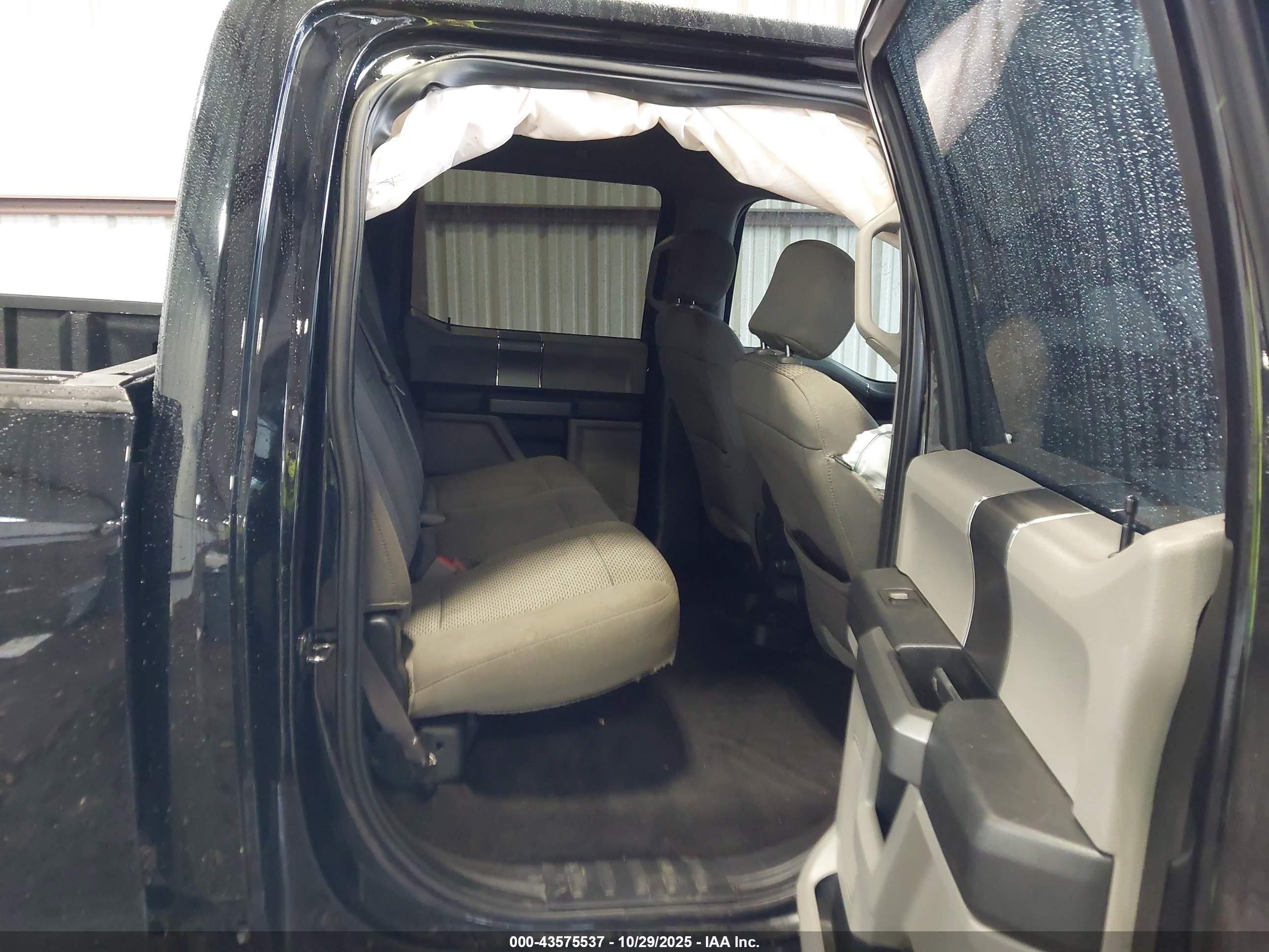 FORD F-150 image 8