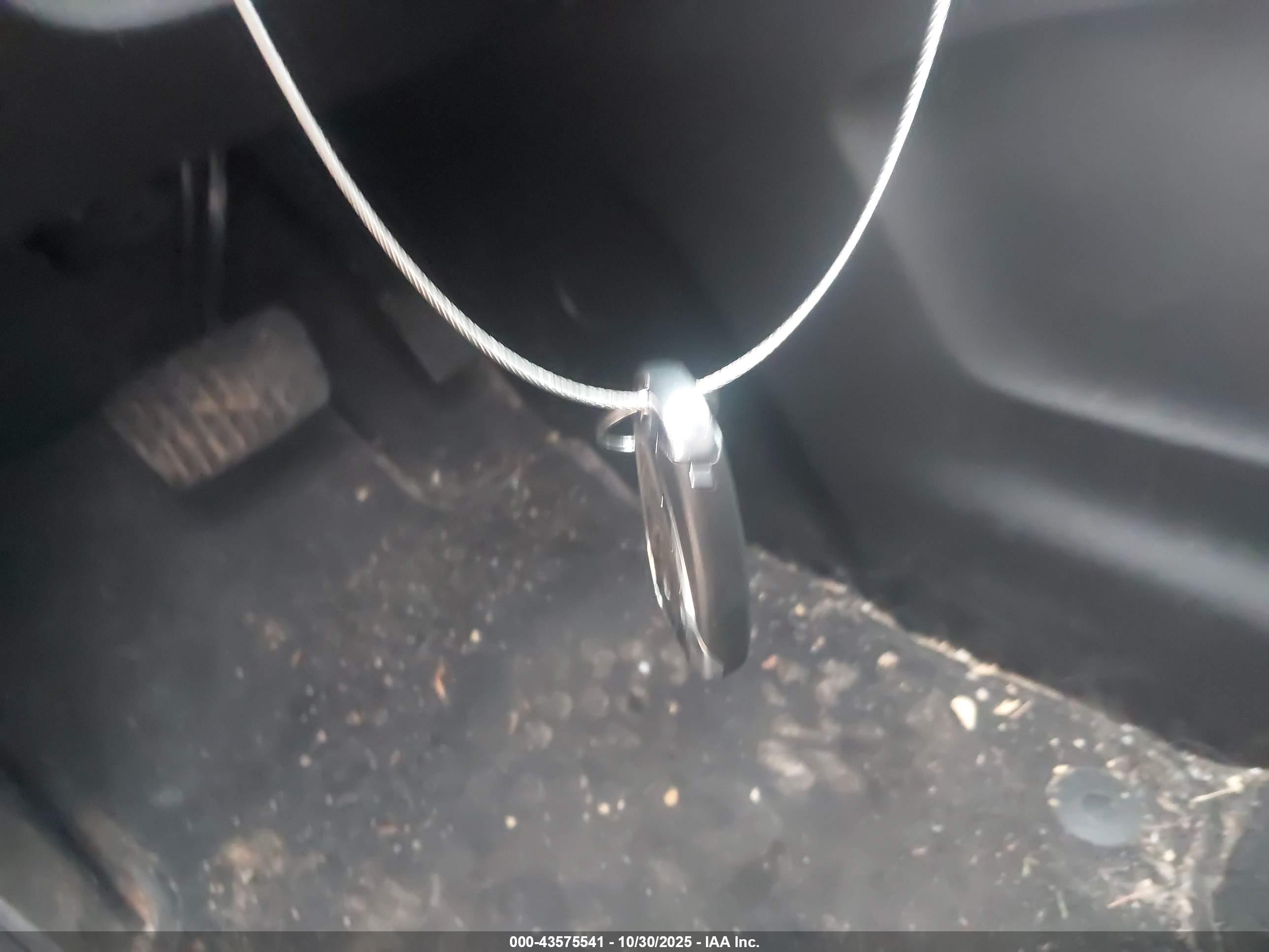 CHEVROLET EQUINOX image 11