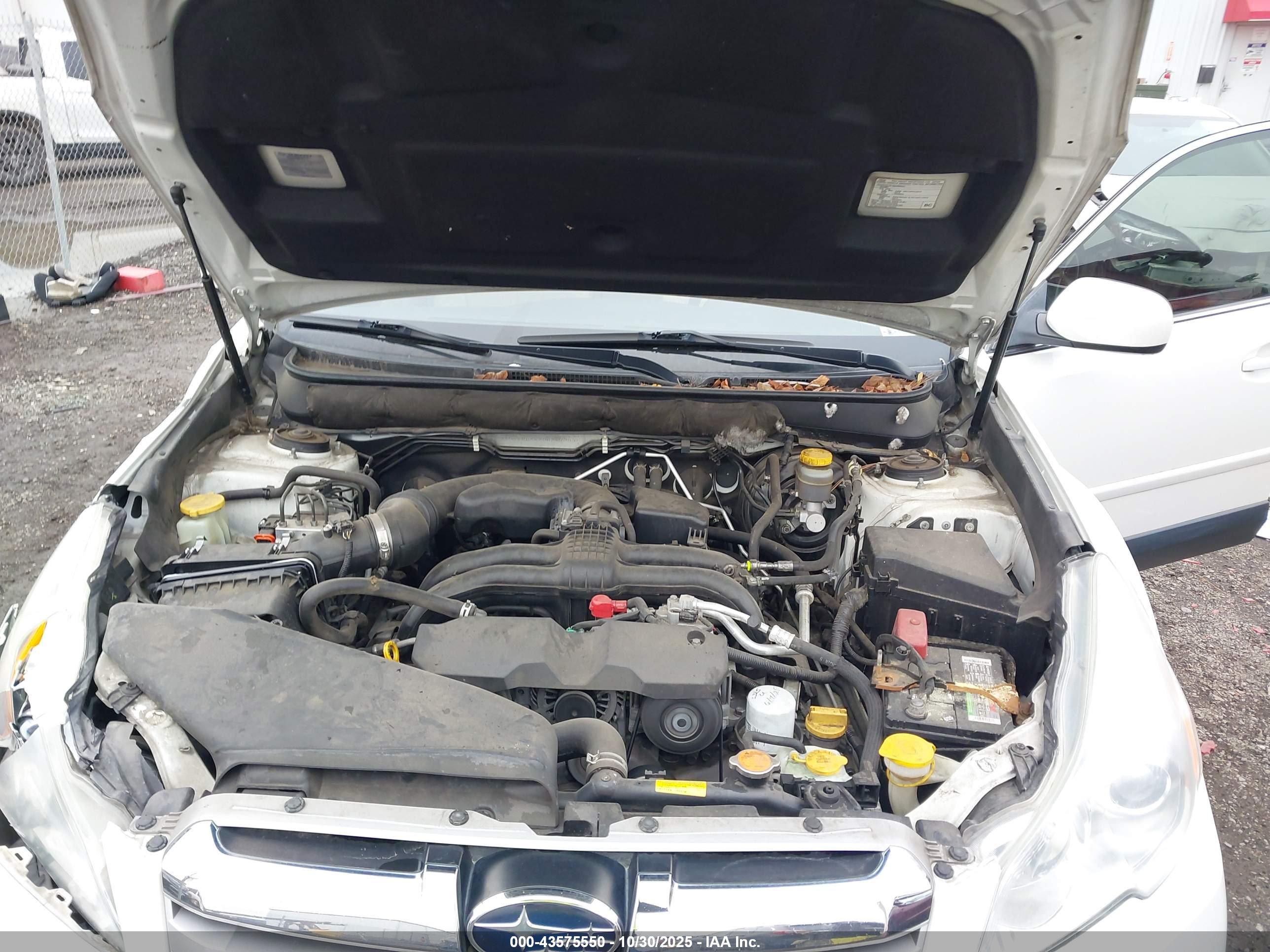 SUBARU OUTBACK image 10