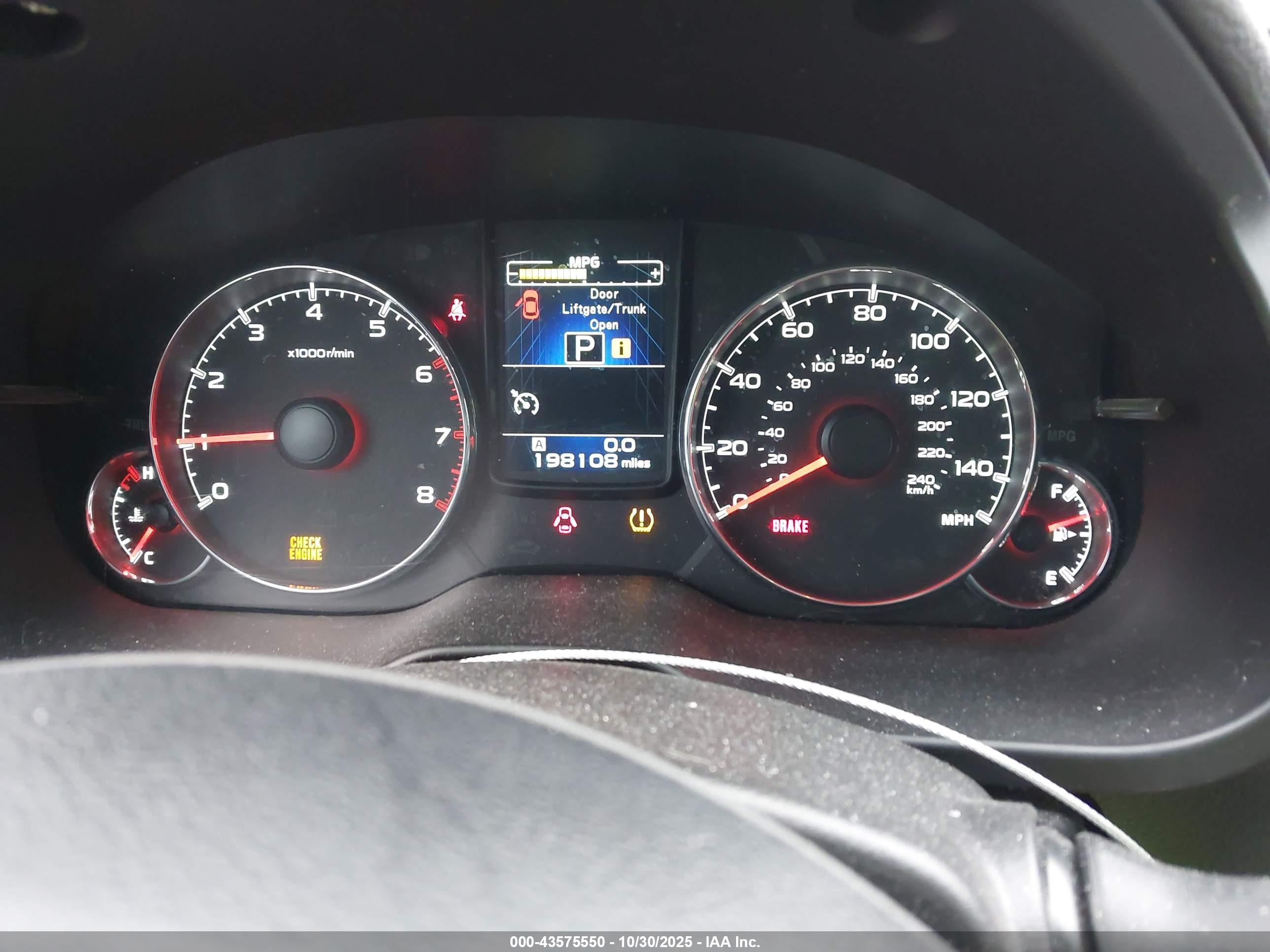 SUBARU OUTBACK image 7