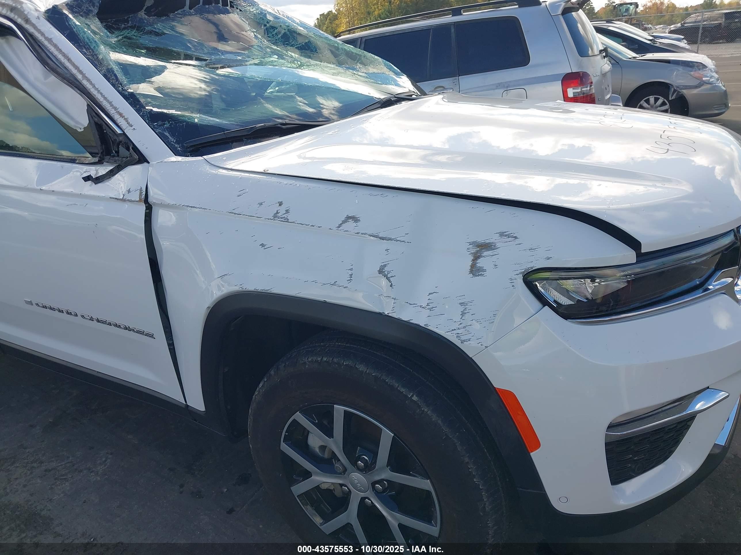 JEEP GRAND image 6