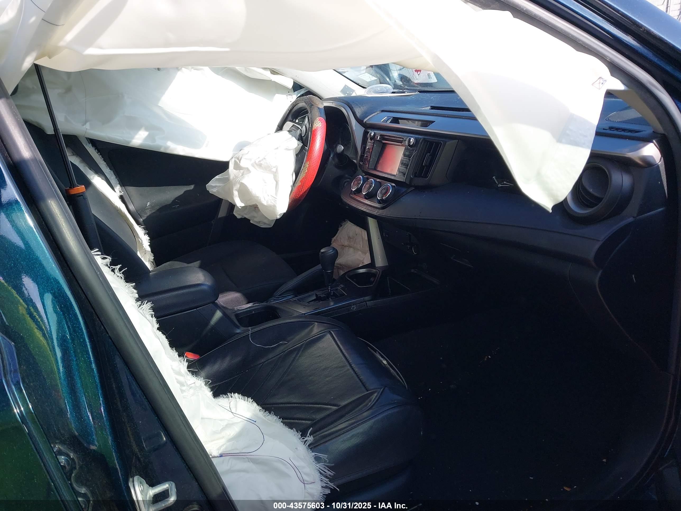 TOYOTA RAV4 image 5