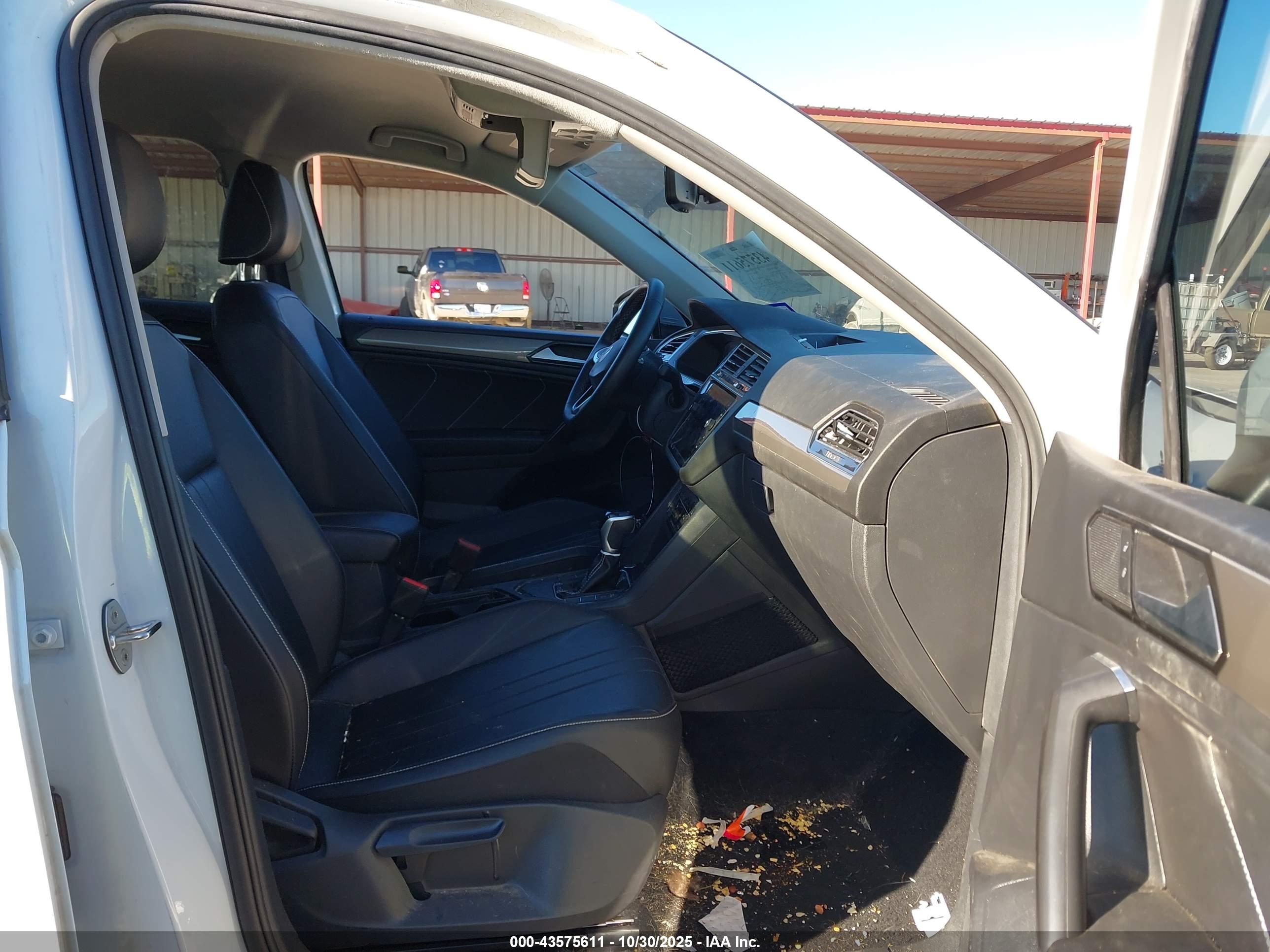 VOLKSWAGEN TIGUAN image 5