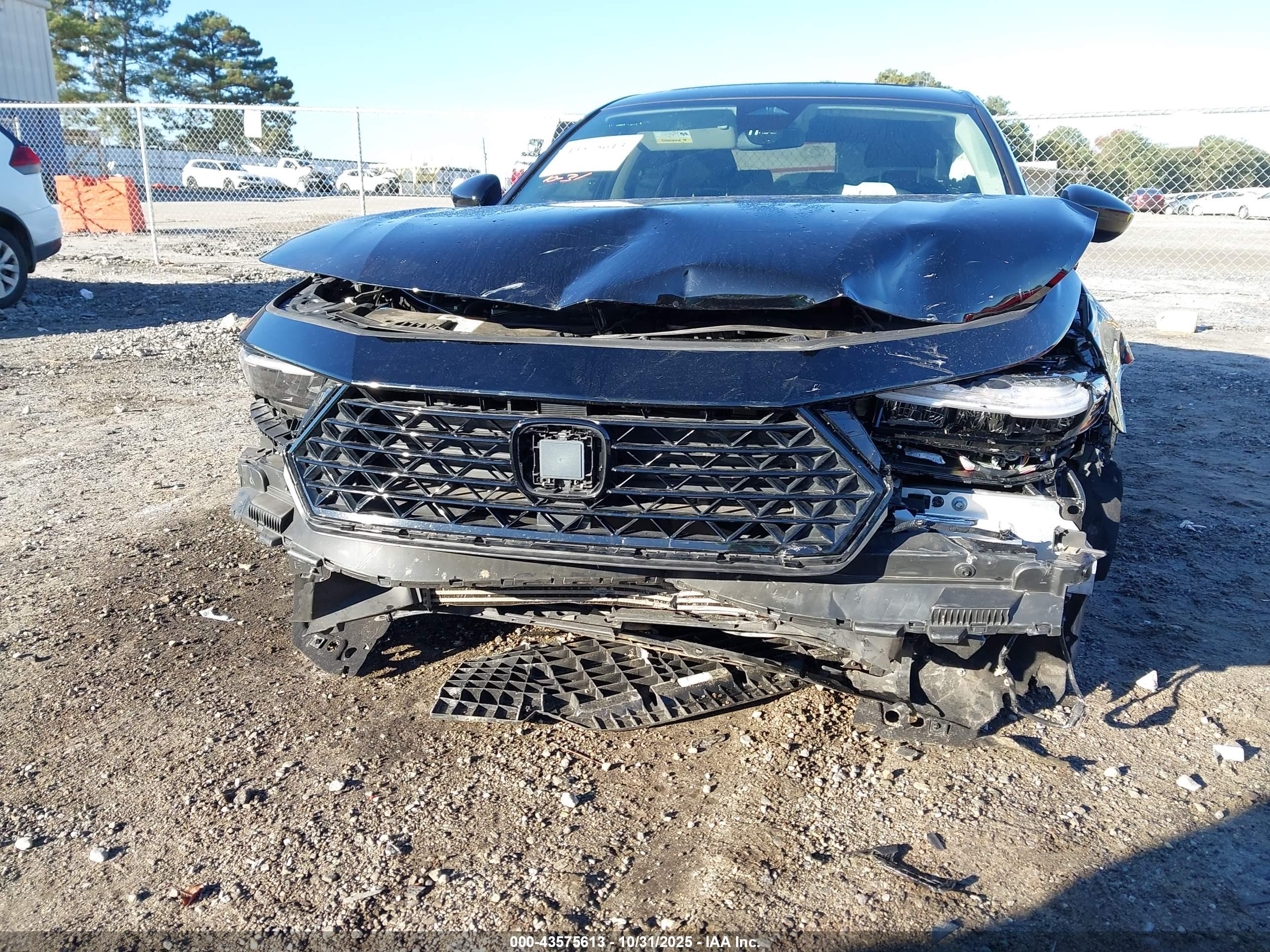 HONDA ACCORD image 6