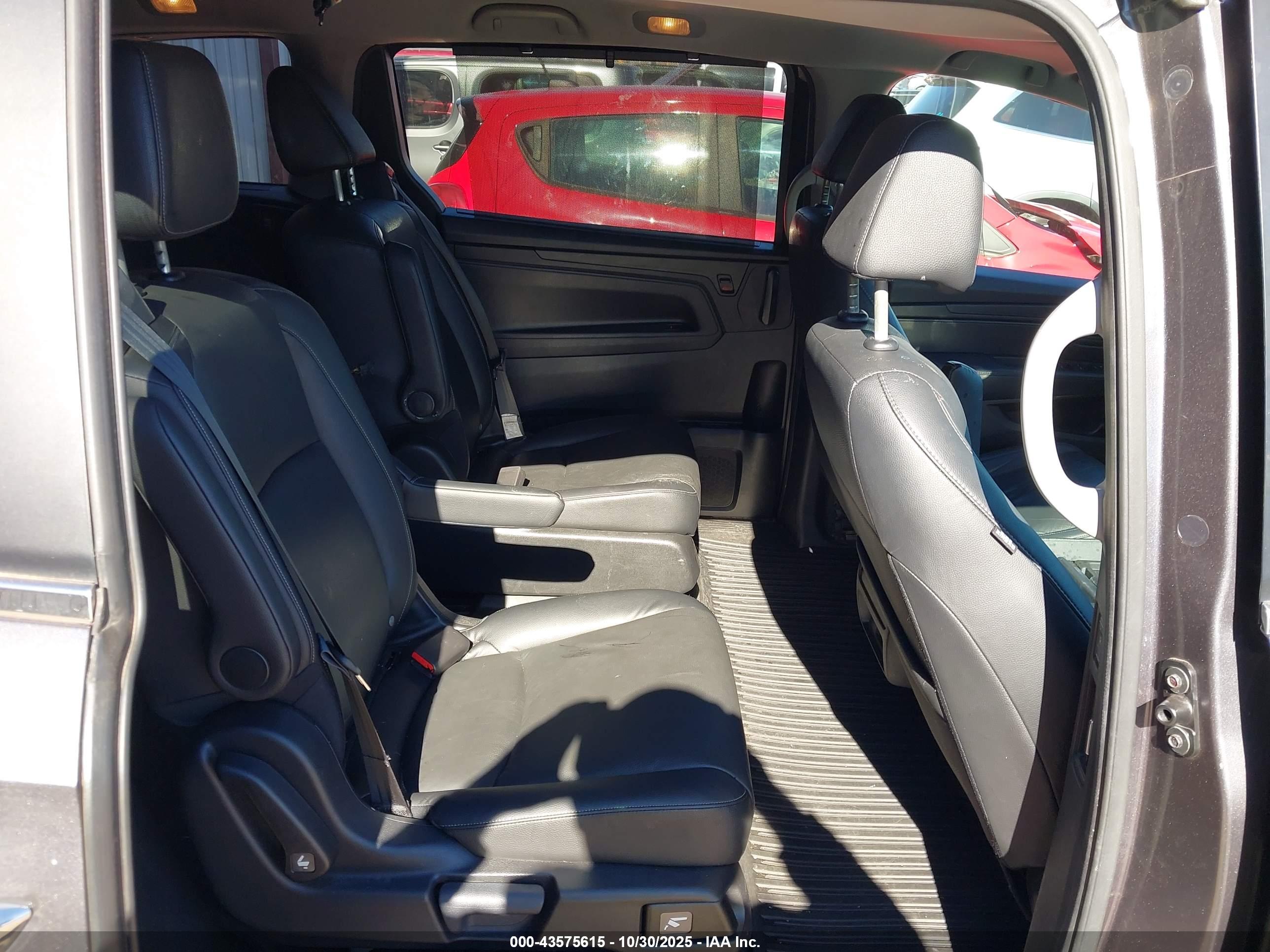 HONDA ODYSSEY image 8