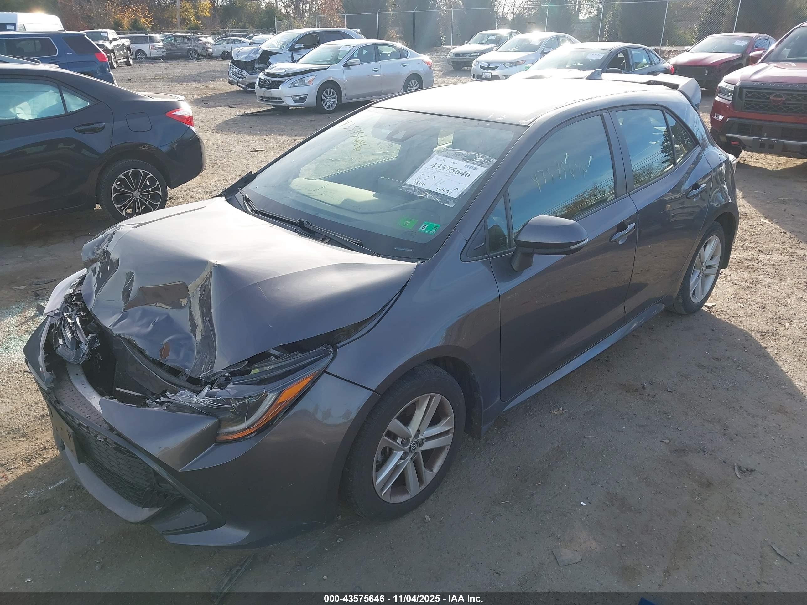 TOYOTA COROLLA image 2