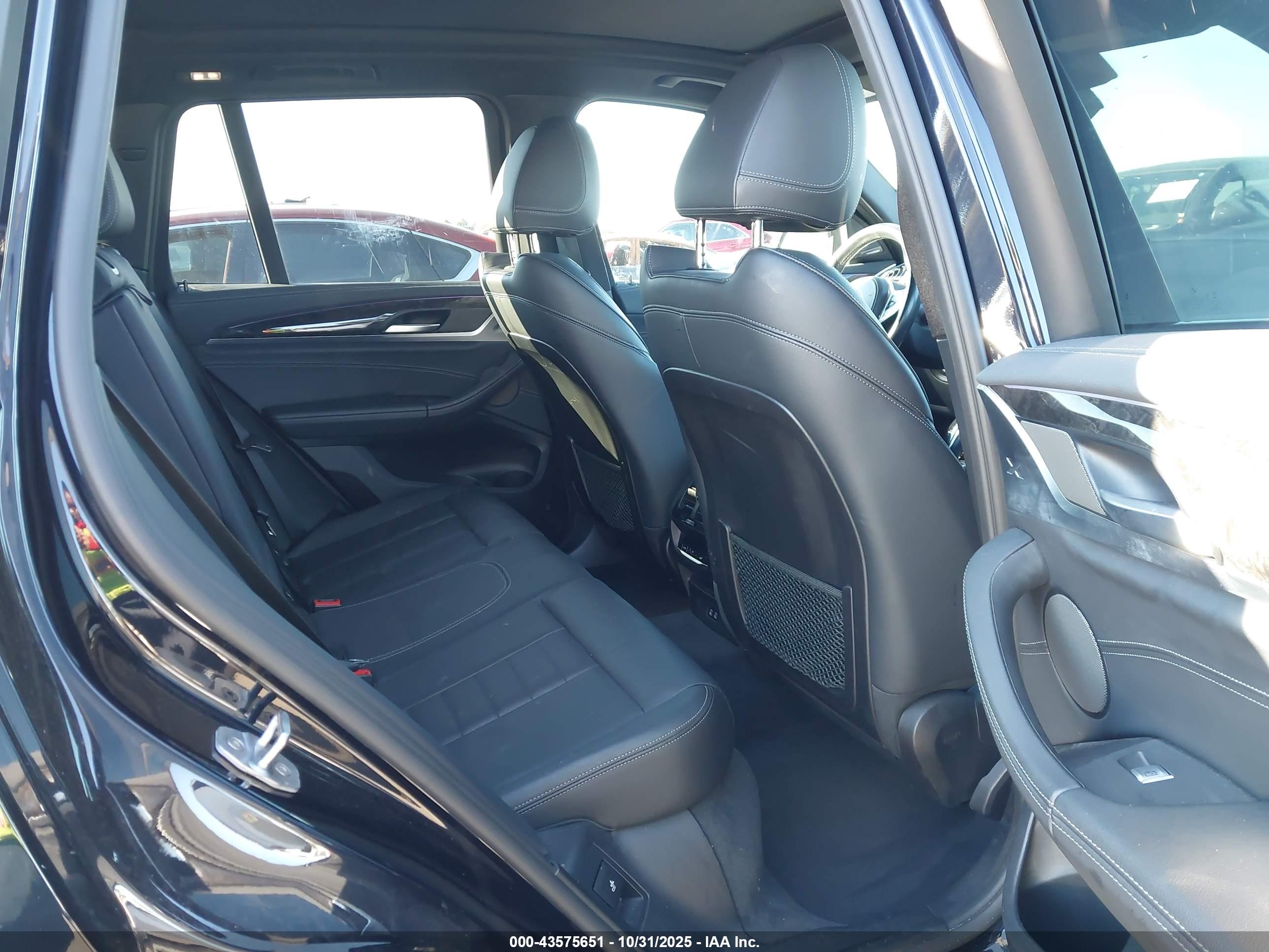 BMW X3 image 8