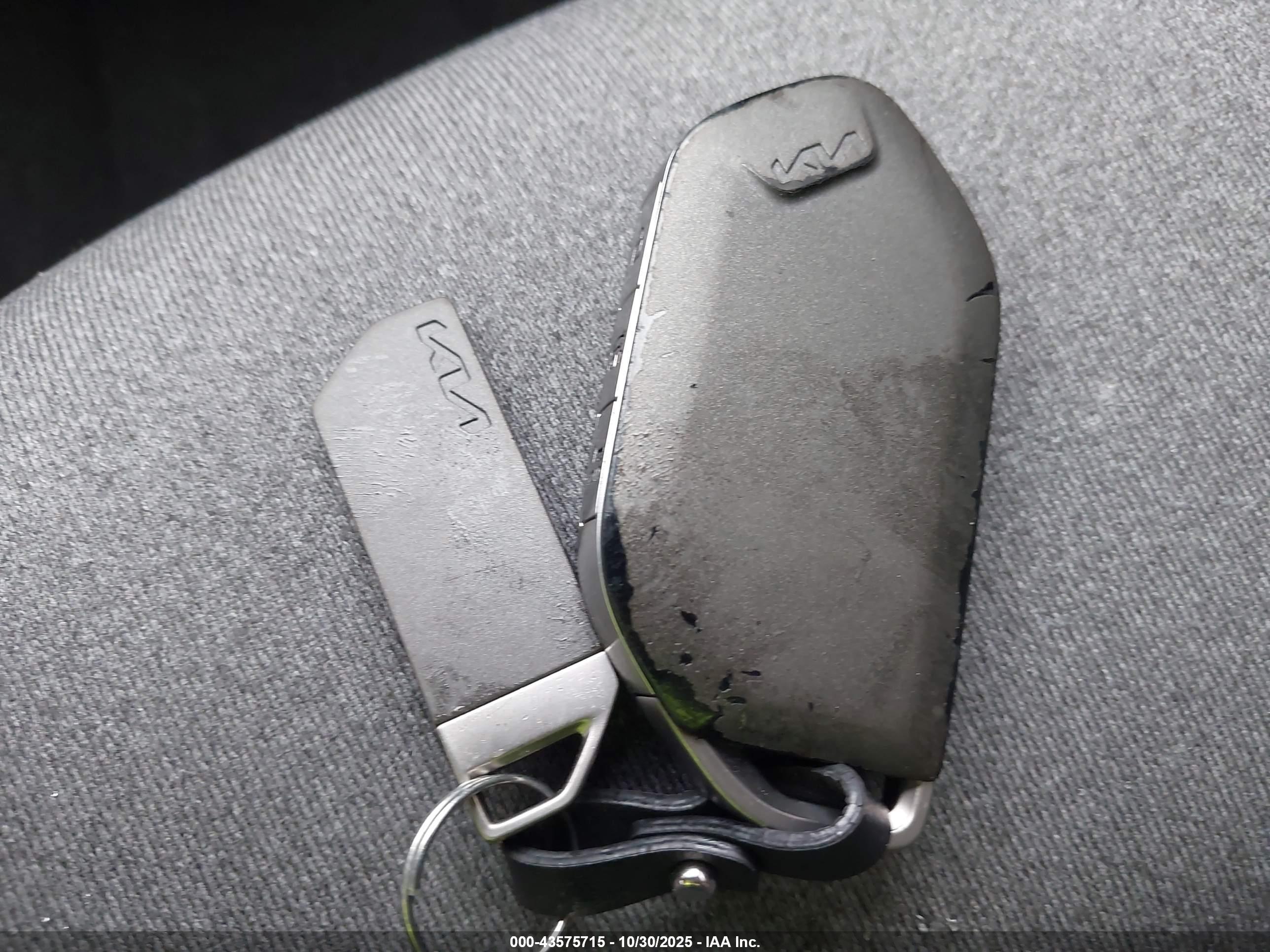 KIA K4 image 11