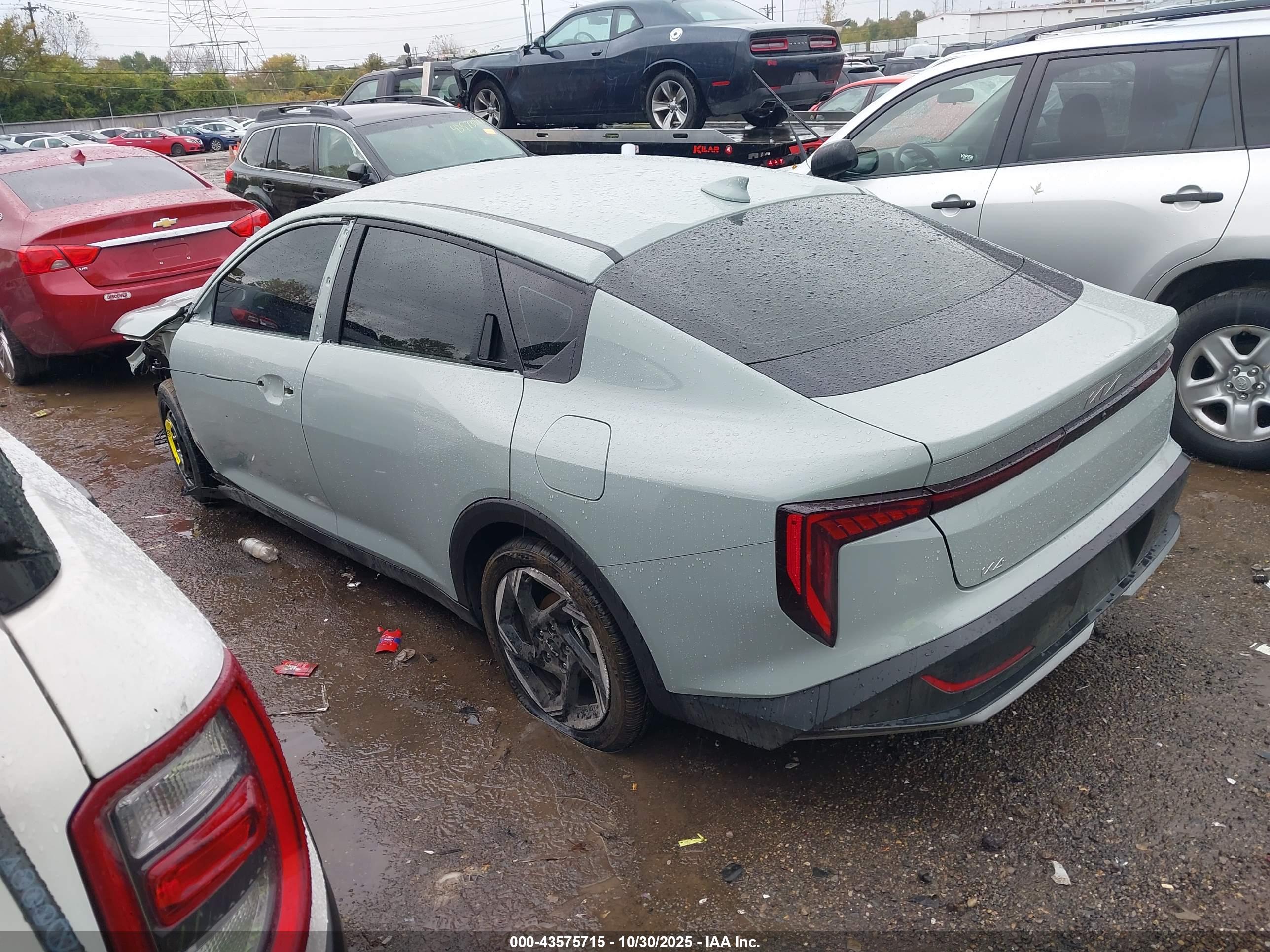 KIA K4 image 3