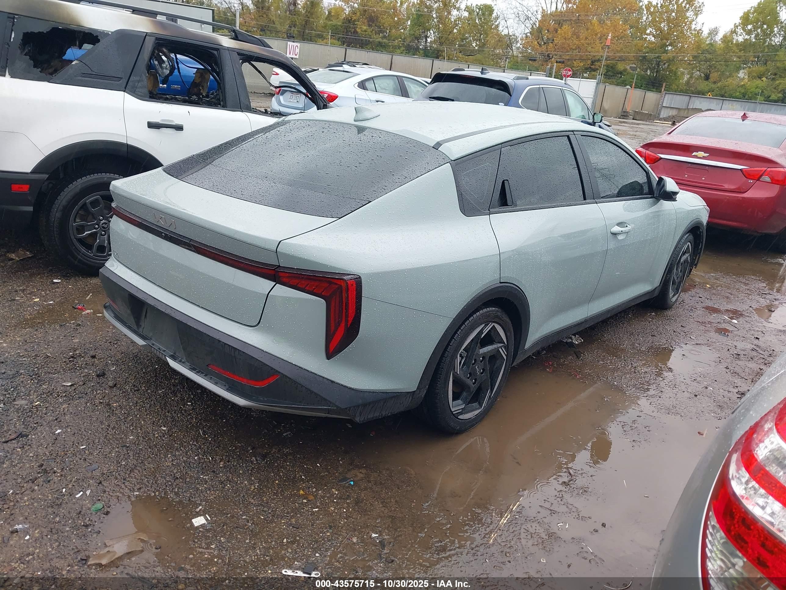 KIA K4 image 4