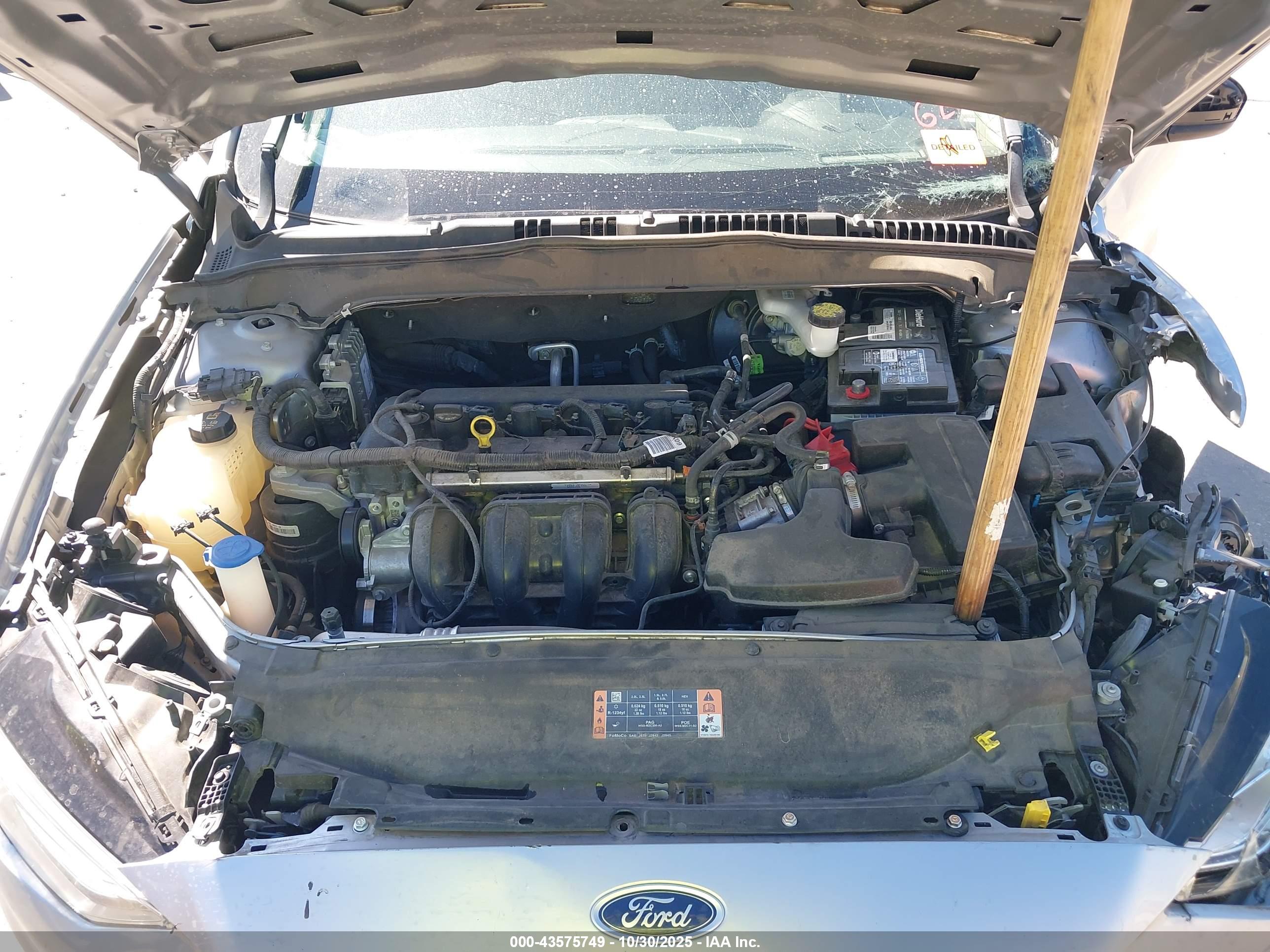 FORD FUSION image 10