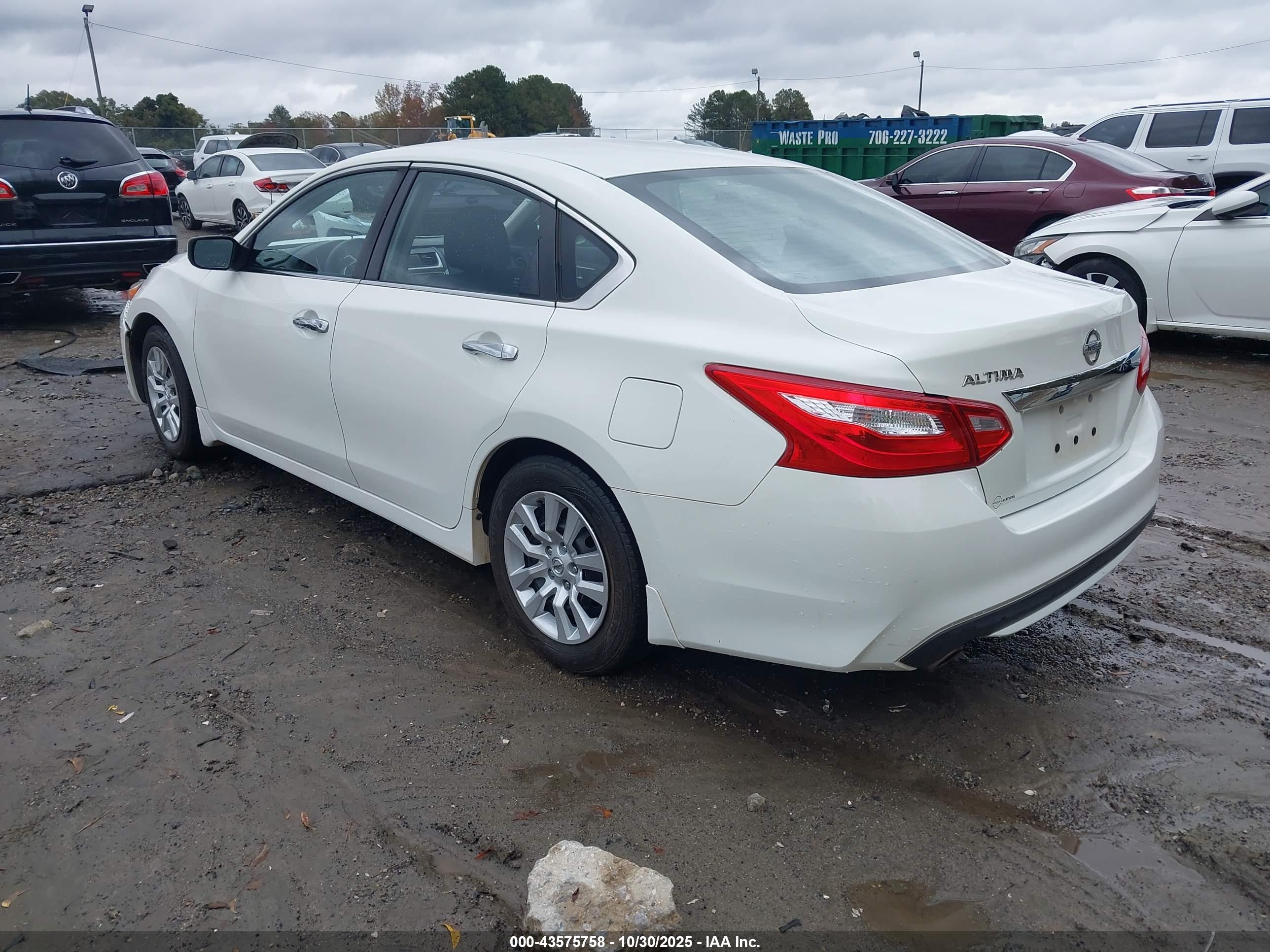 NISSAN ALTIMA image 3
