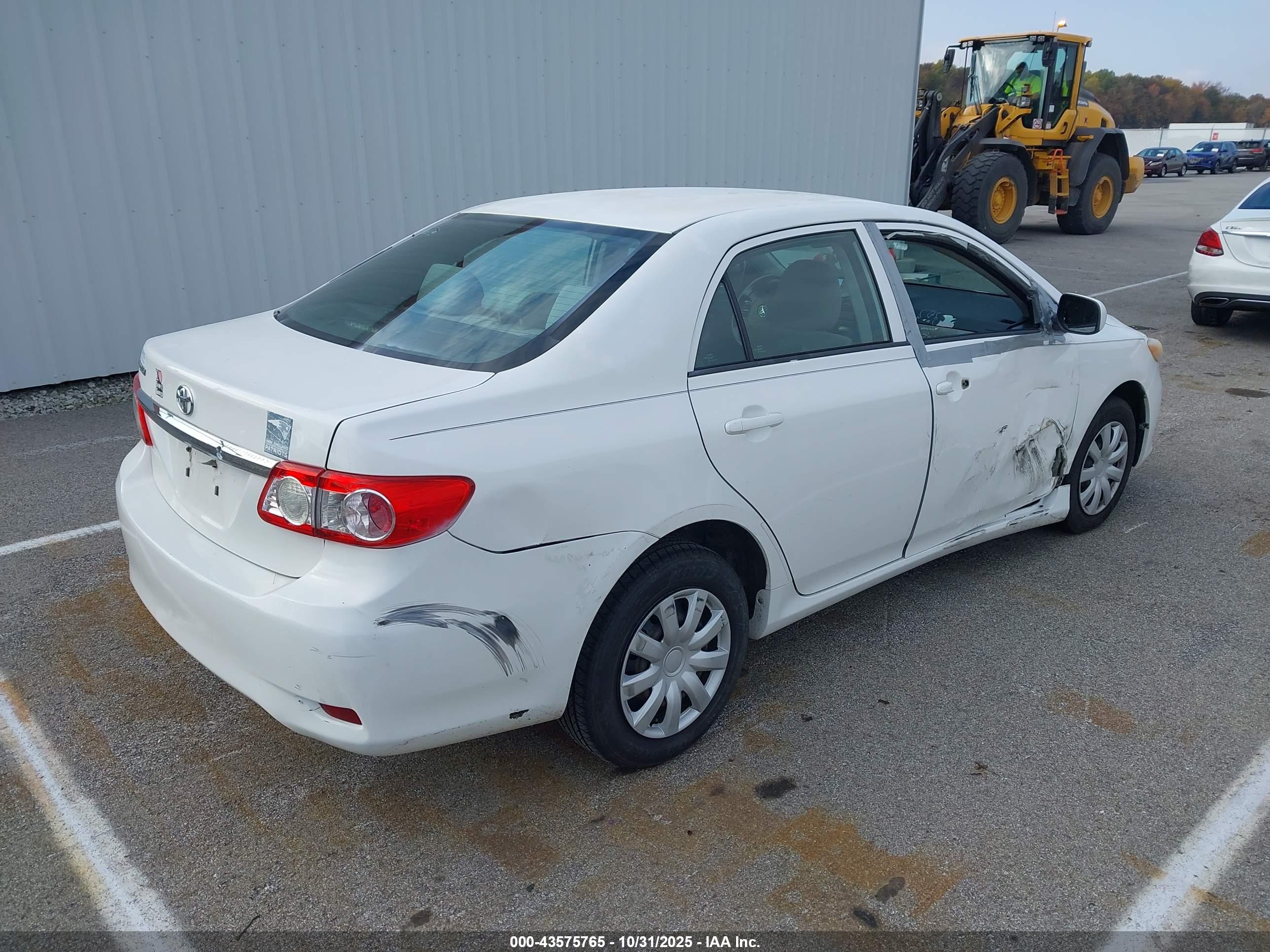 TOYOTA COROLLA image 4