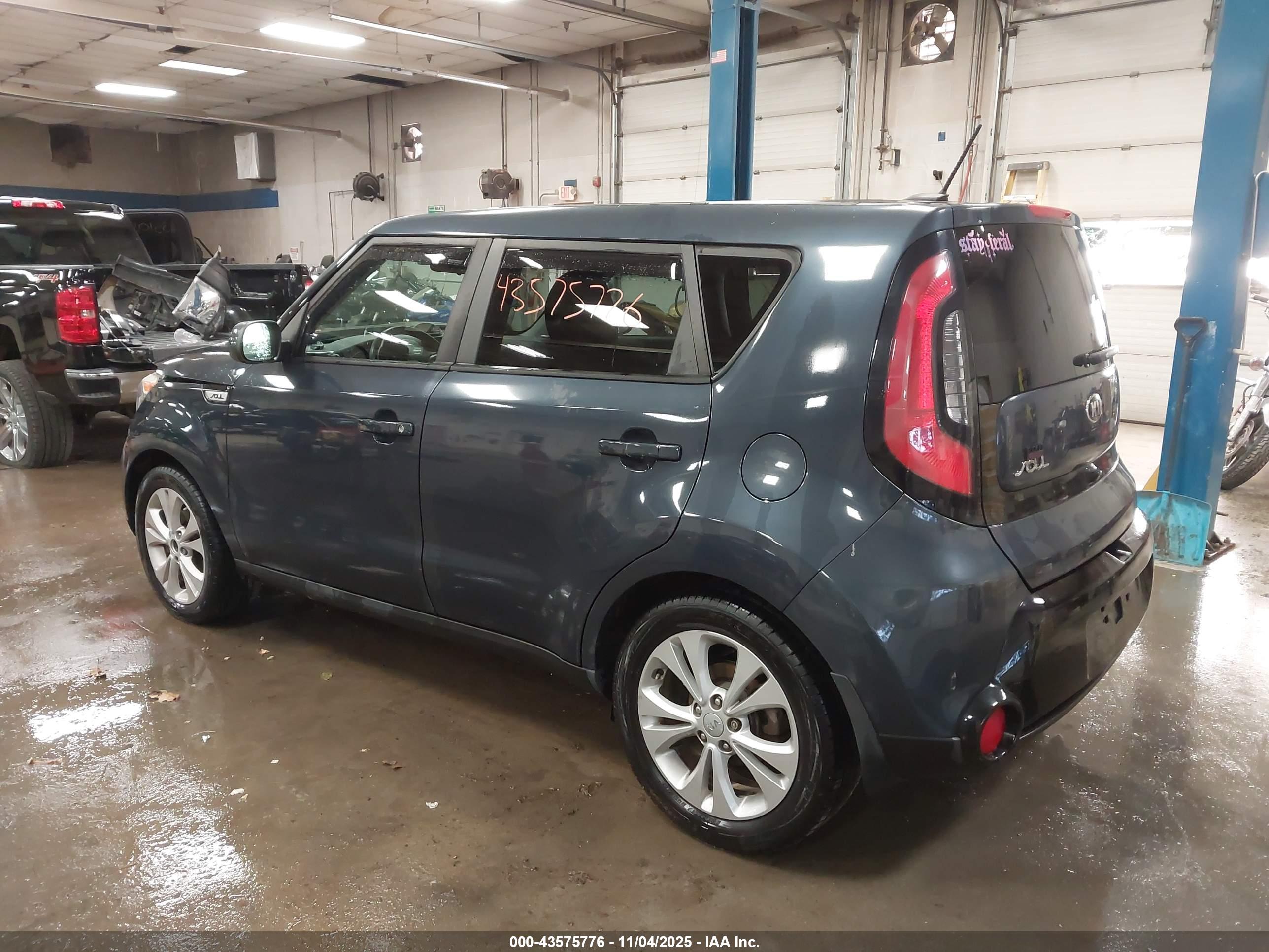 KIA SOUL image 3