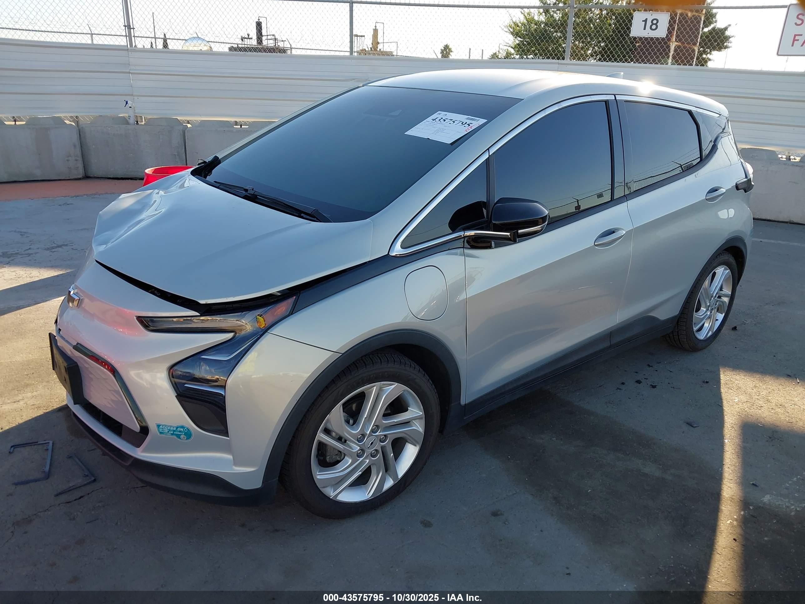 CHEVROLET BOLT image 2