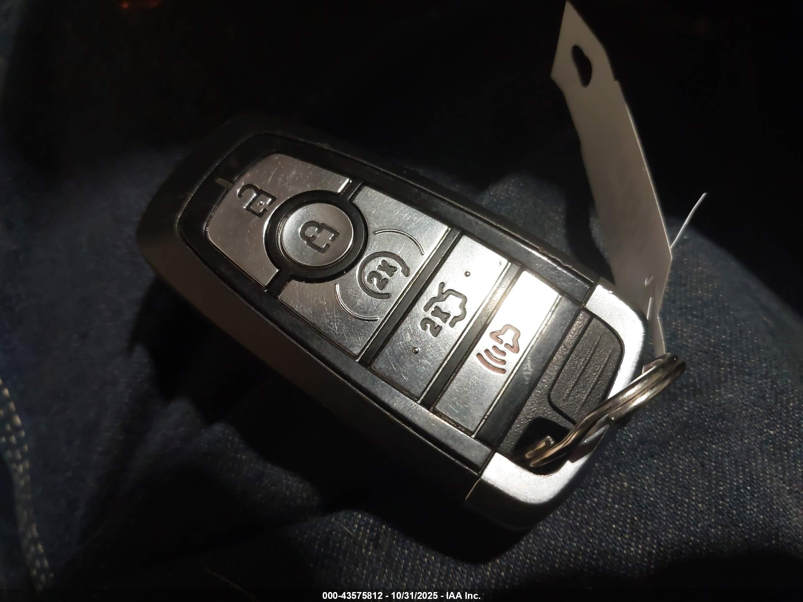 FORD EDGE image 11