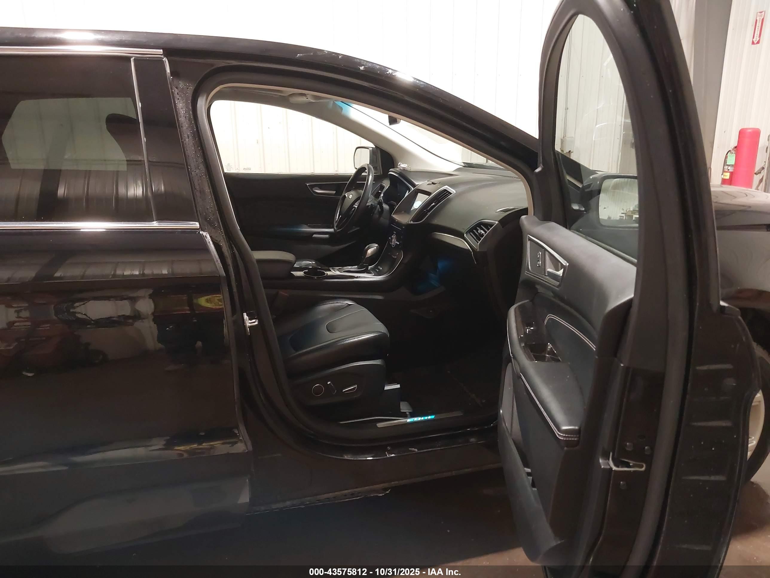 FORD EDGE image 5