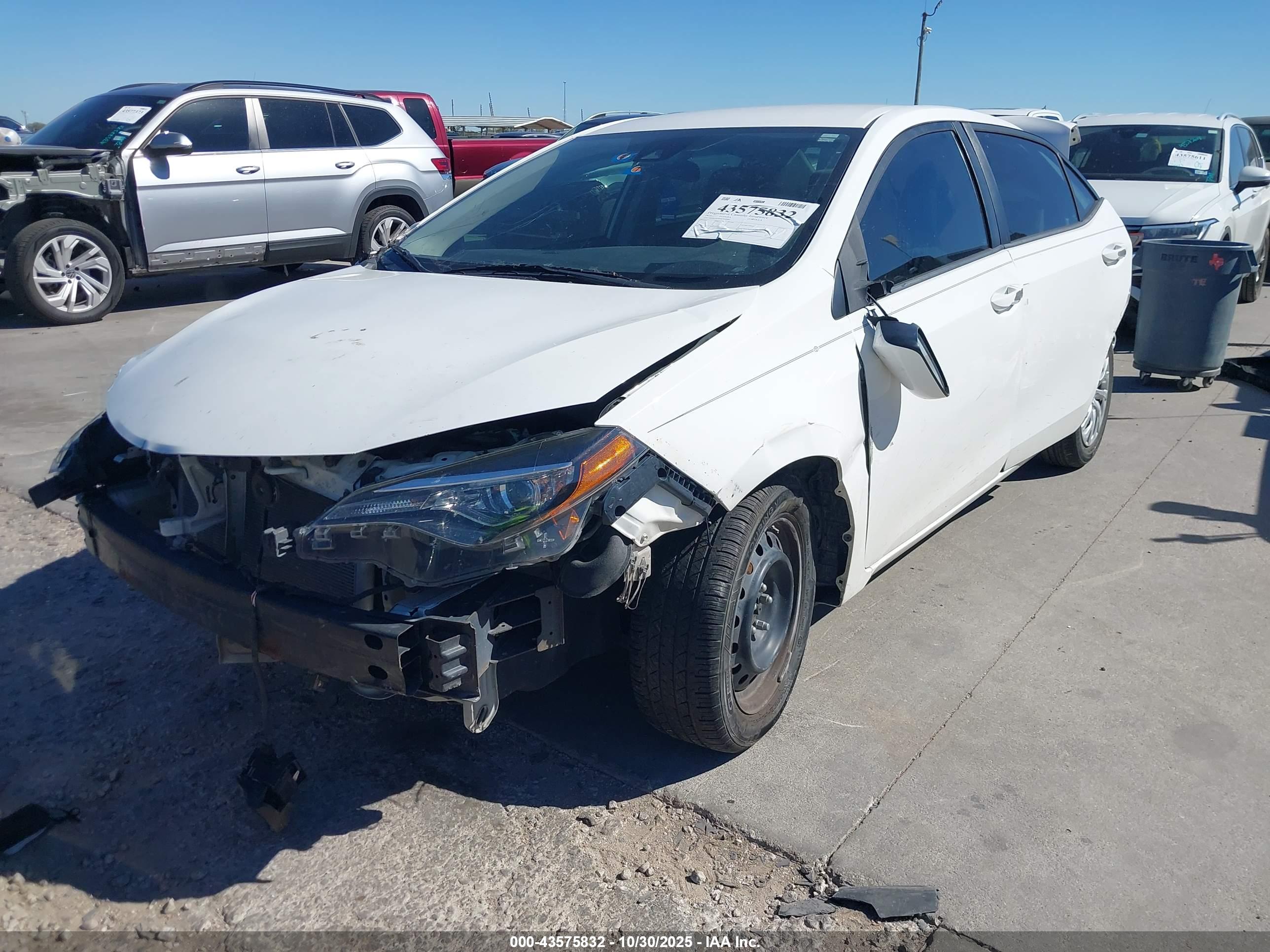 TOYOTA COROLLA image 2