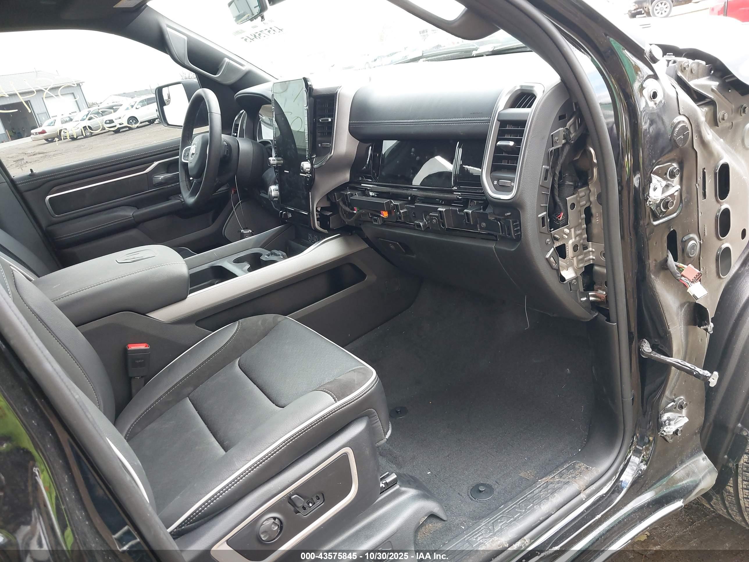RAM 1500 image 5