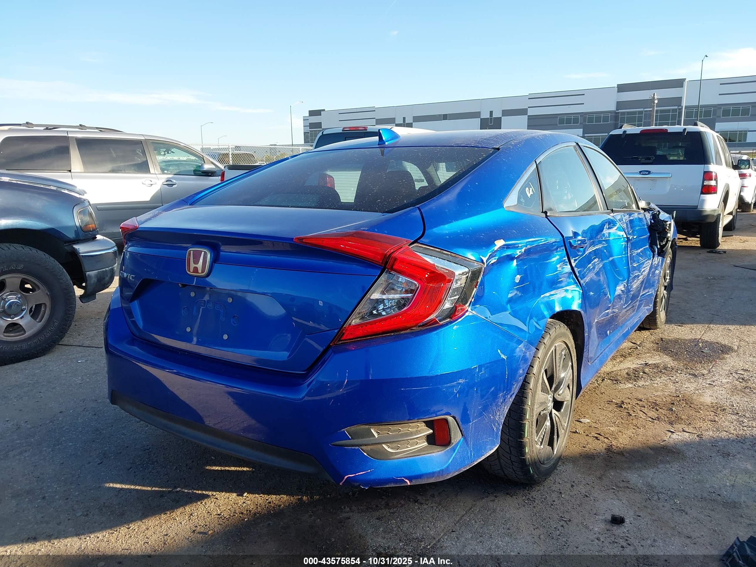 HONDA CIVIC image 4